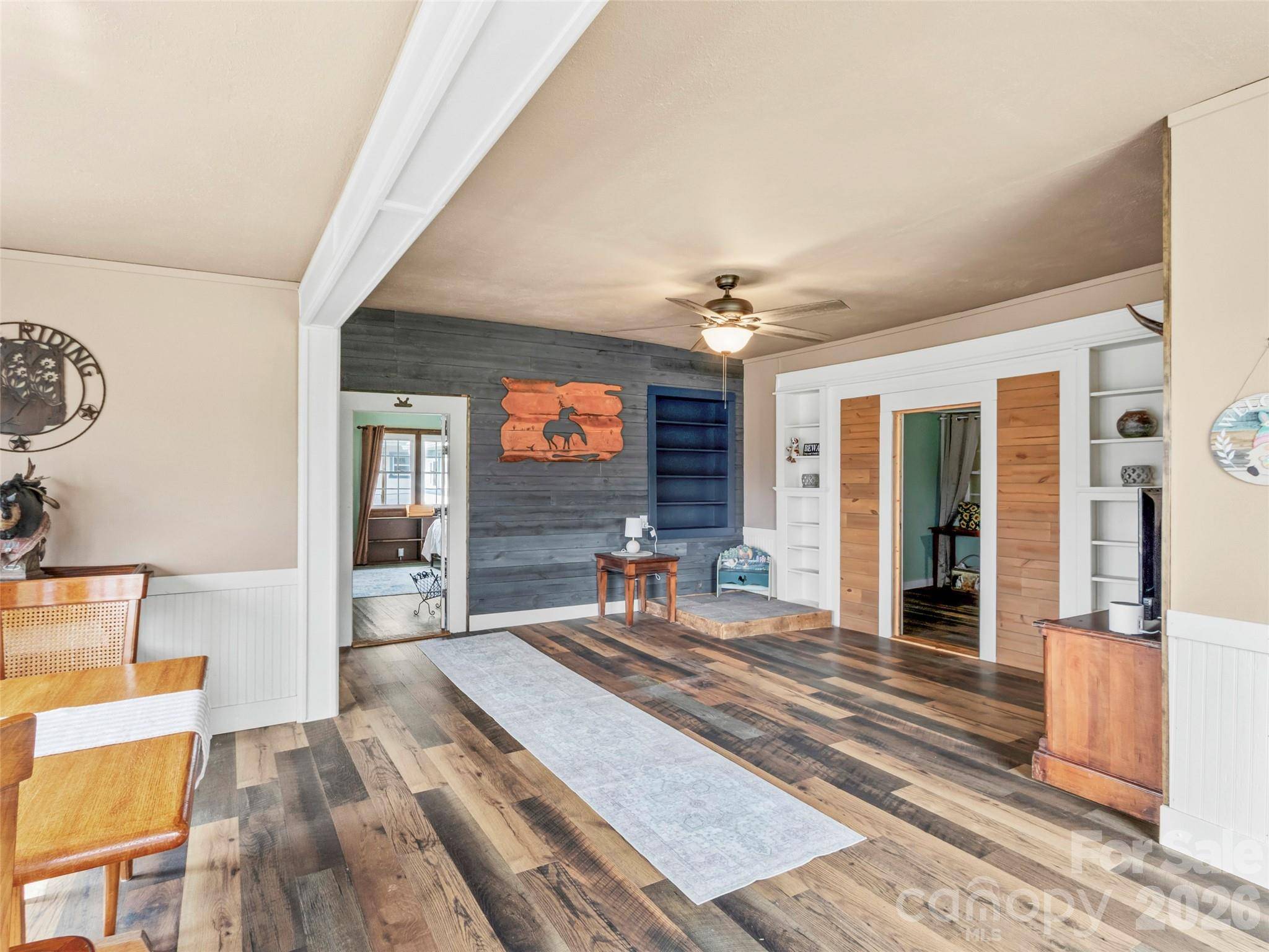 138 Robert Phillips RD, Bakersville, NC 28705