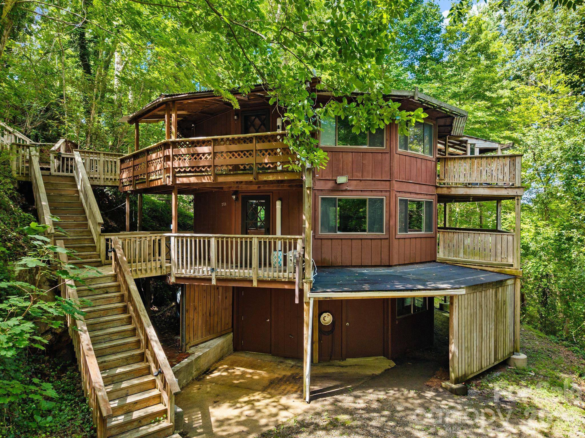 355 Sunset DR, Asheville, NC 28804