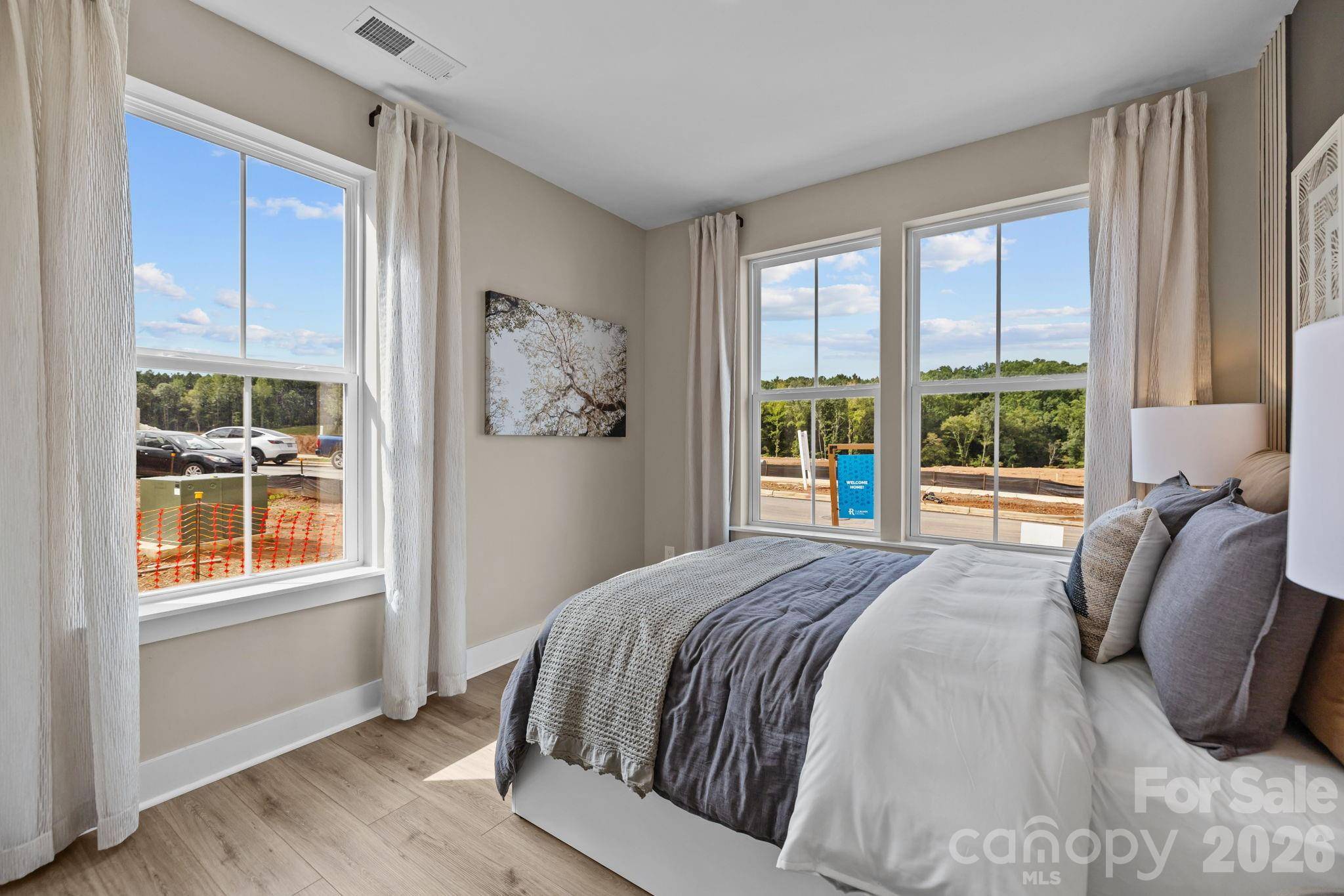 3122 Middle ST, Charlotte, NC 28278