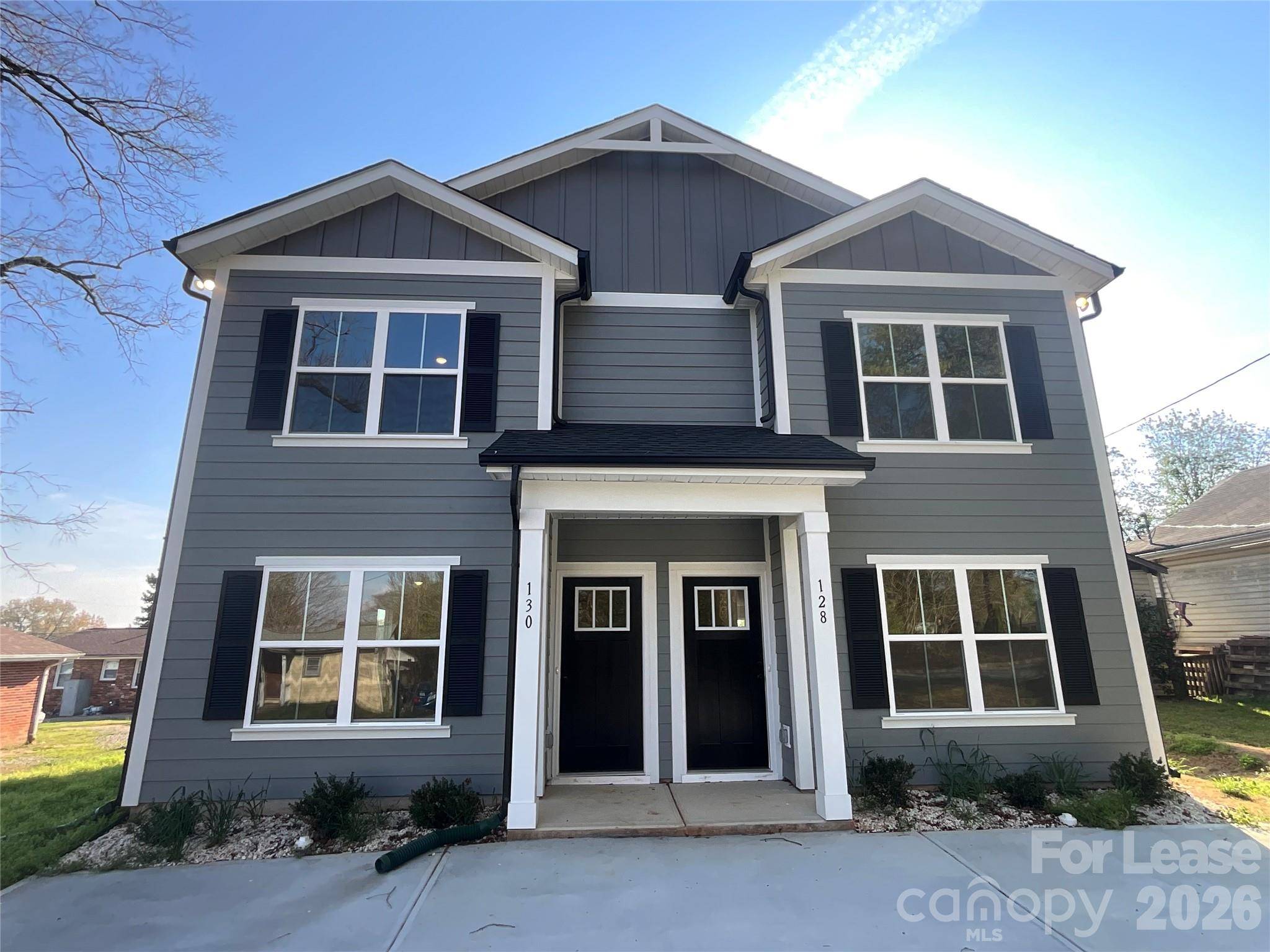 128 18th Street PL NW, Hickory, NC 28601