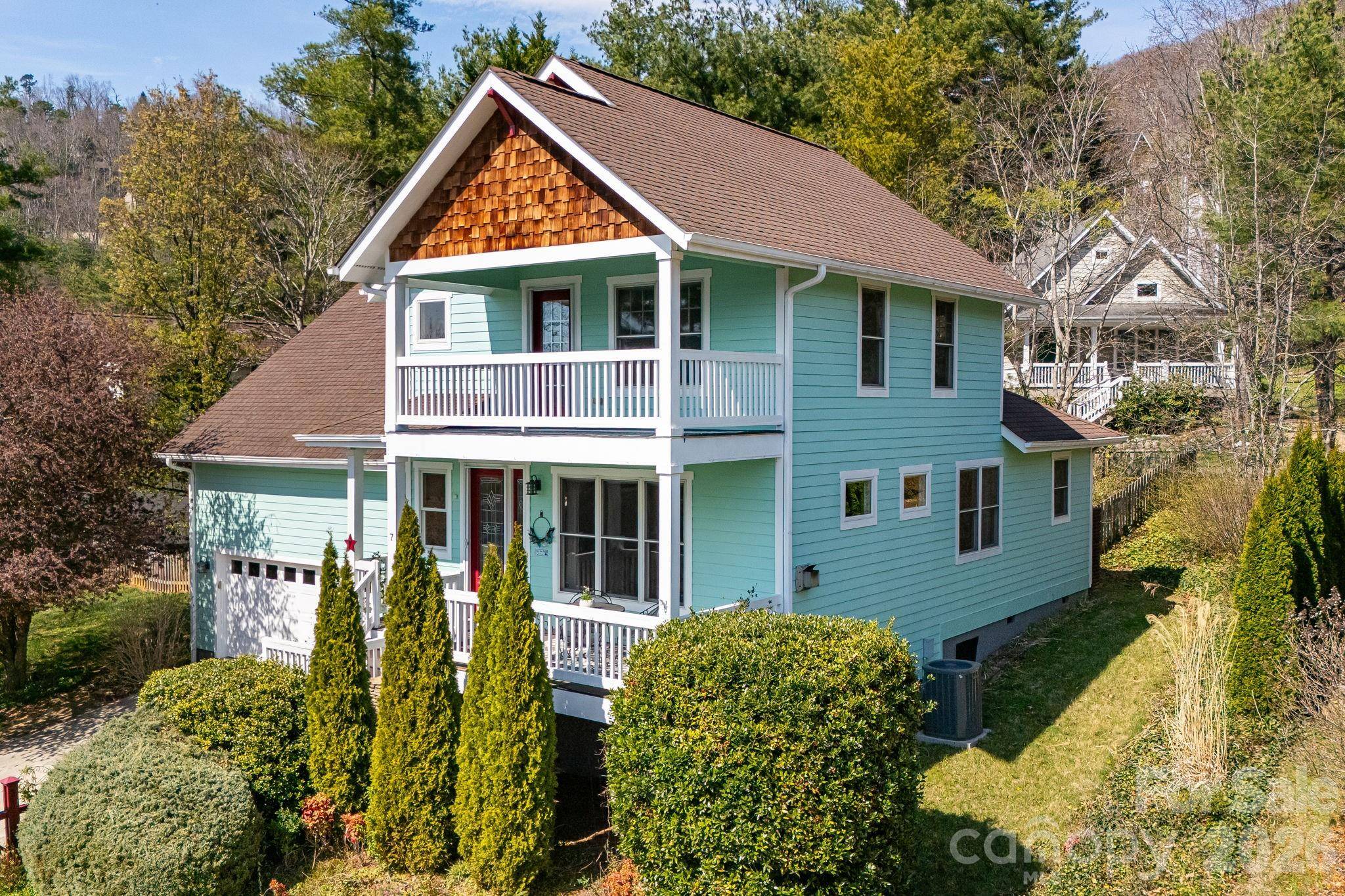 7 Oakhaven TER, Asheville, NC 28803