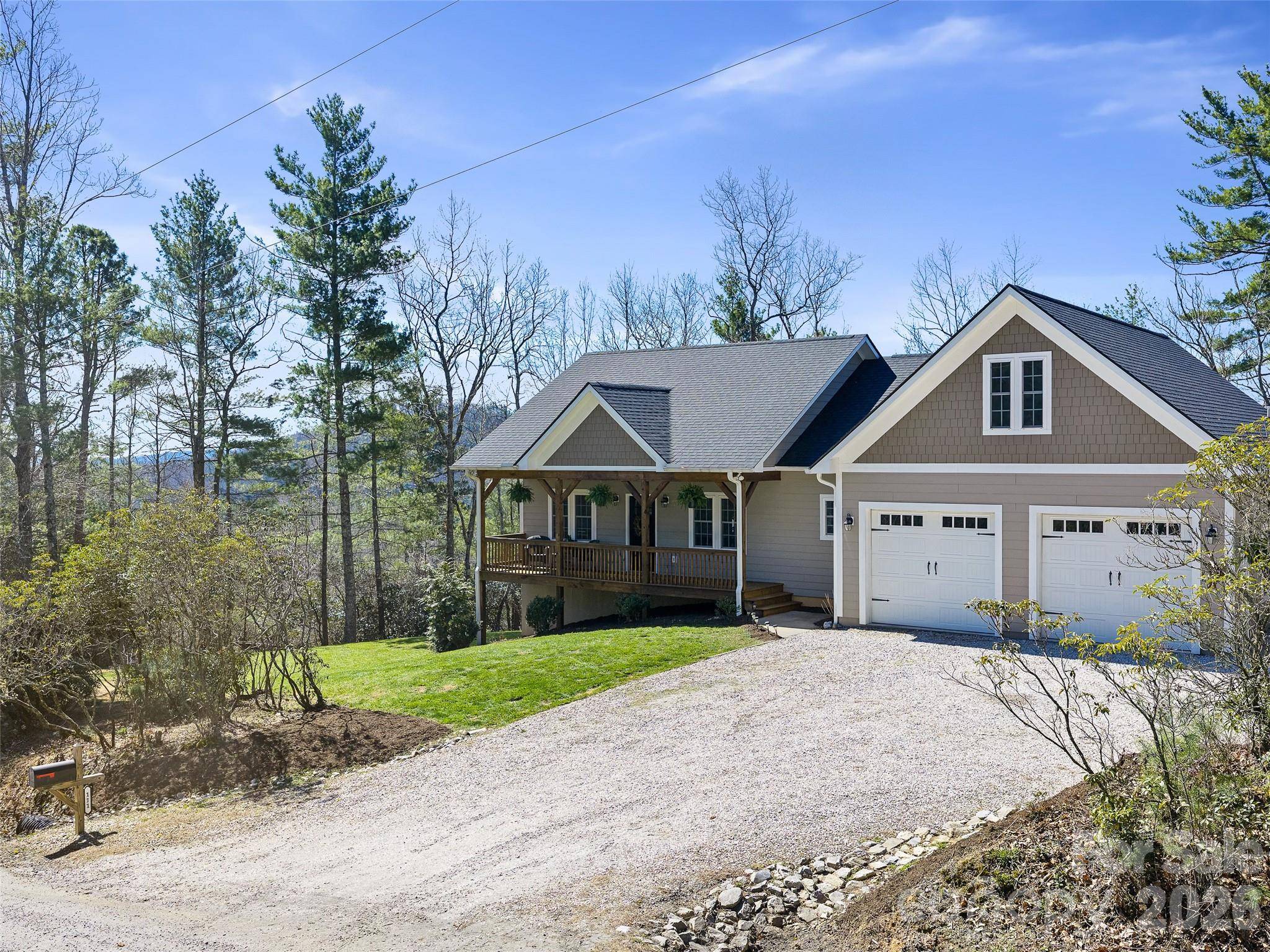 111 Wipprecht DR, Spruce Pine, NC 28777