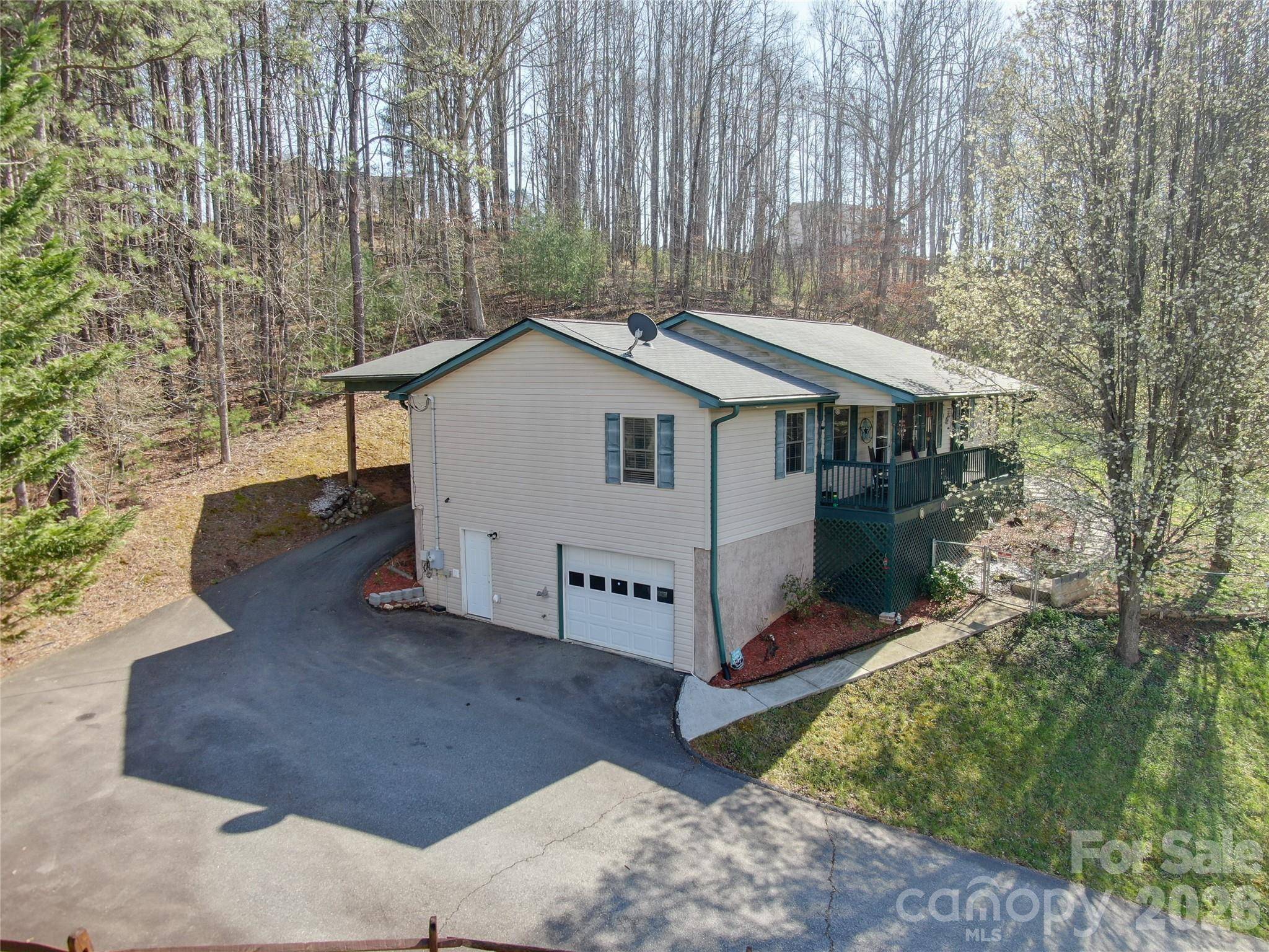 335 Icenhower RD, Leicester, NC 28748