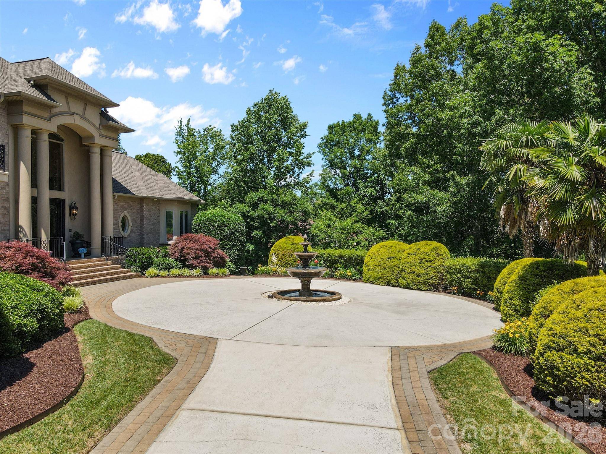 1405 Saratoga Woods DR, Waxhaw, NC 28173