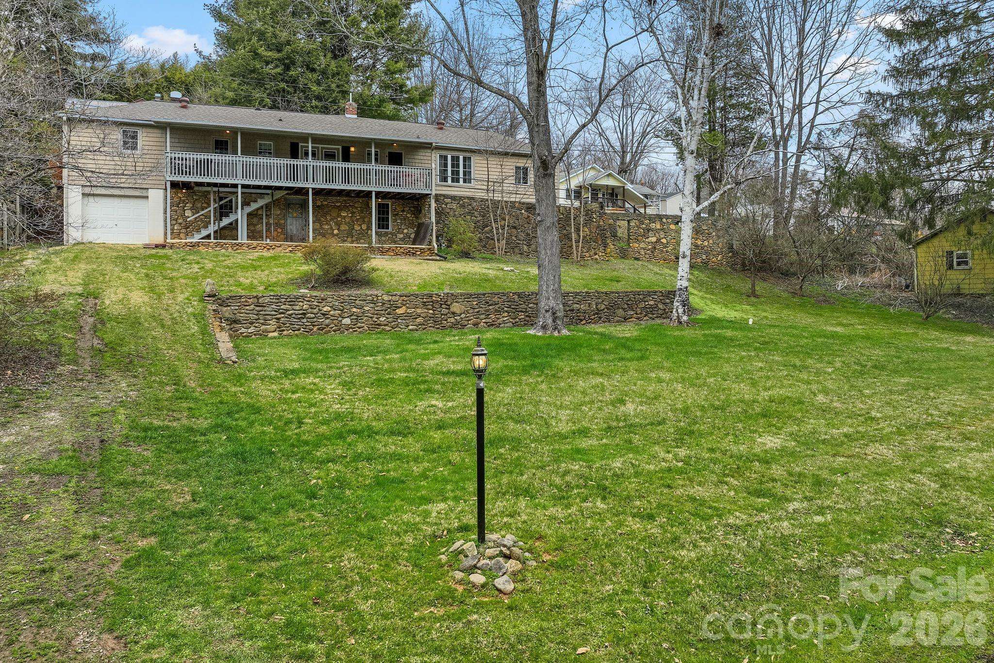 212 Holtzclaw ST #PT # 14-15, Canton, NC 28716