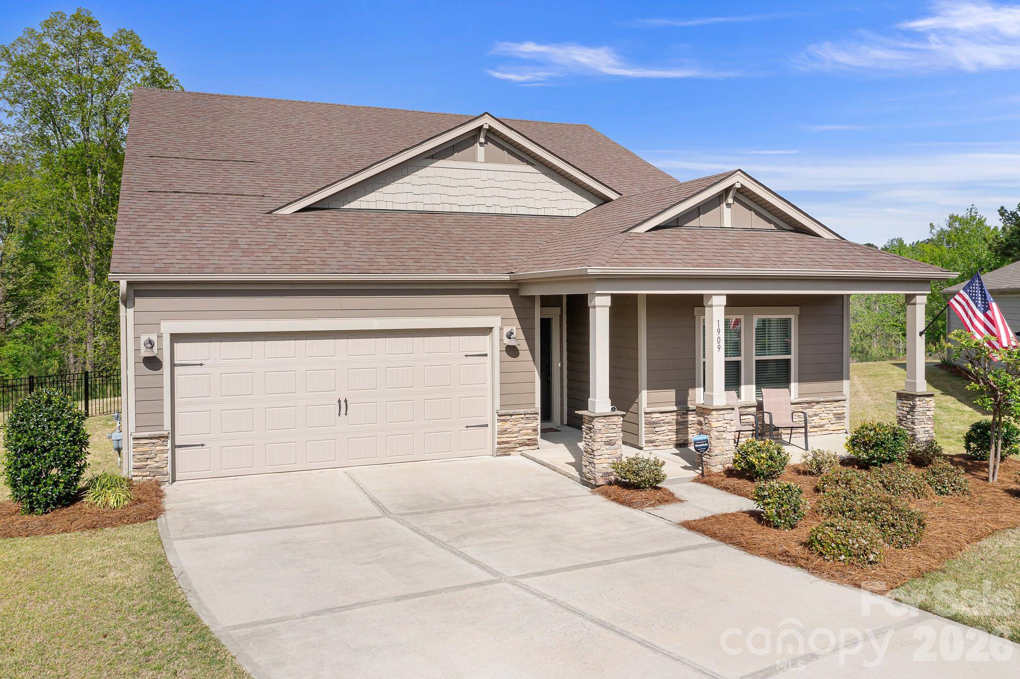 1909 Lotus LN, Denver, NC 28037