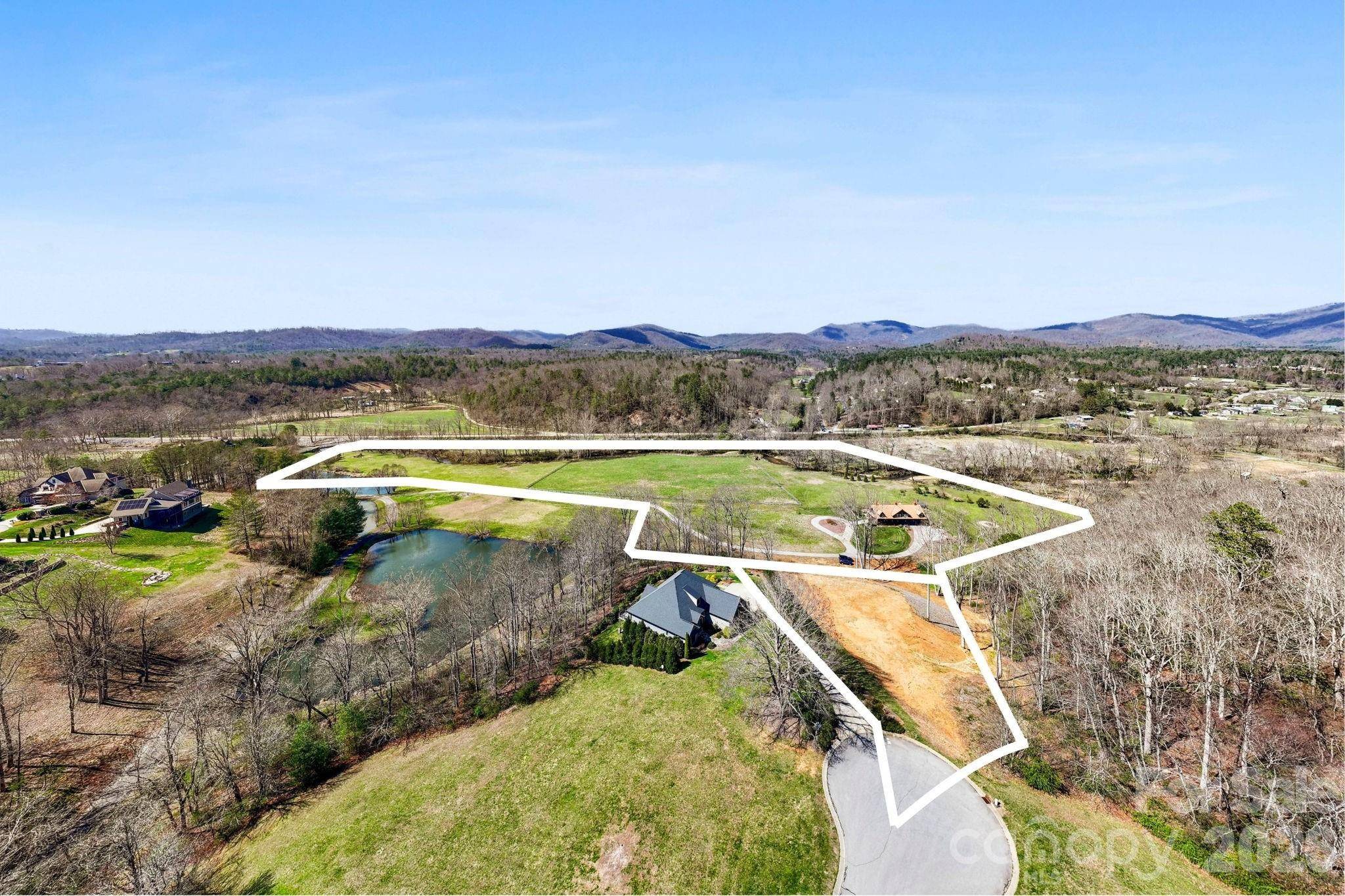 27 Falling Star CT, Fletcher, NC 28732