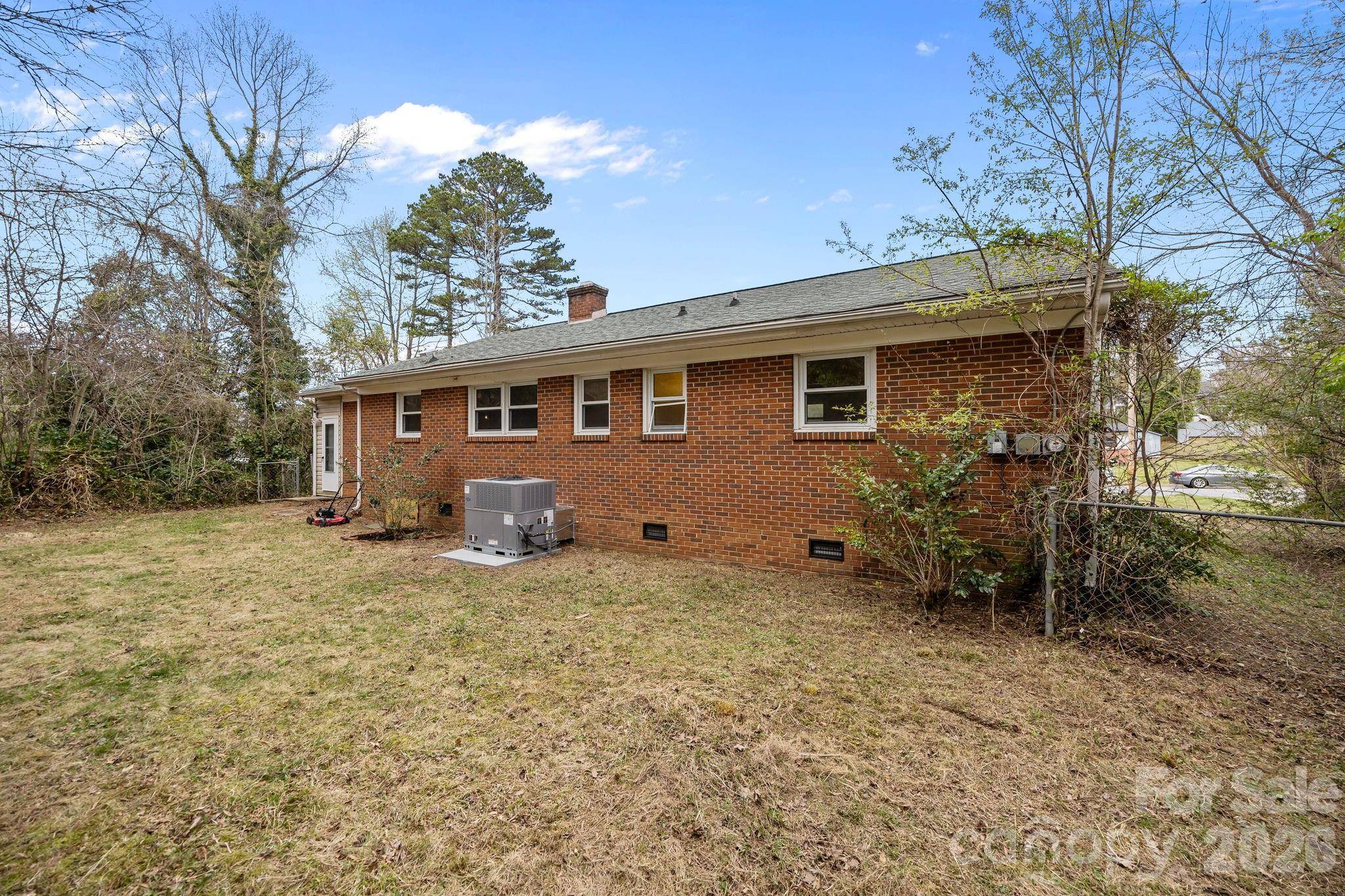 1108 Dartmouth AVE, High Point, NC 27260