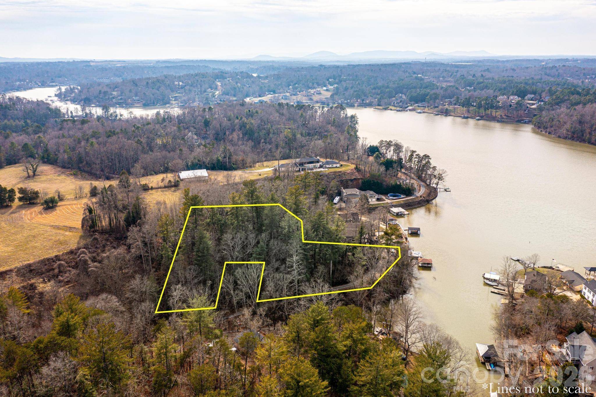 3431 6th Street DR NW, Hickory, NC 28601