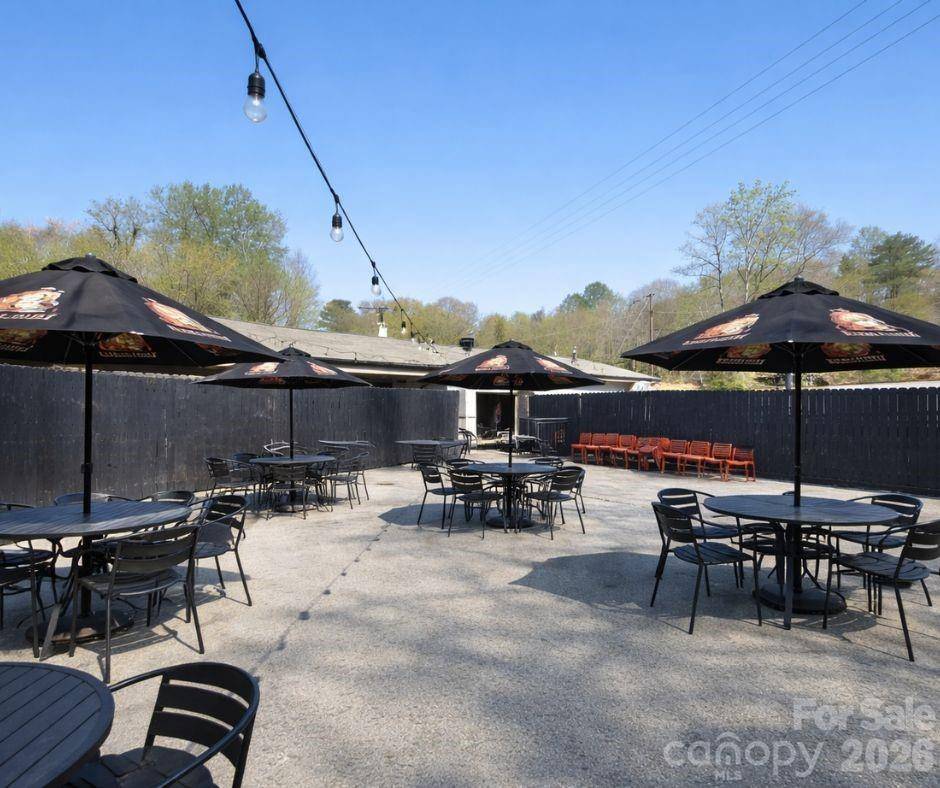 1519 W NC Hwy 150 HWY, Lincolnton, NC 28092