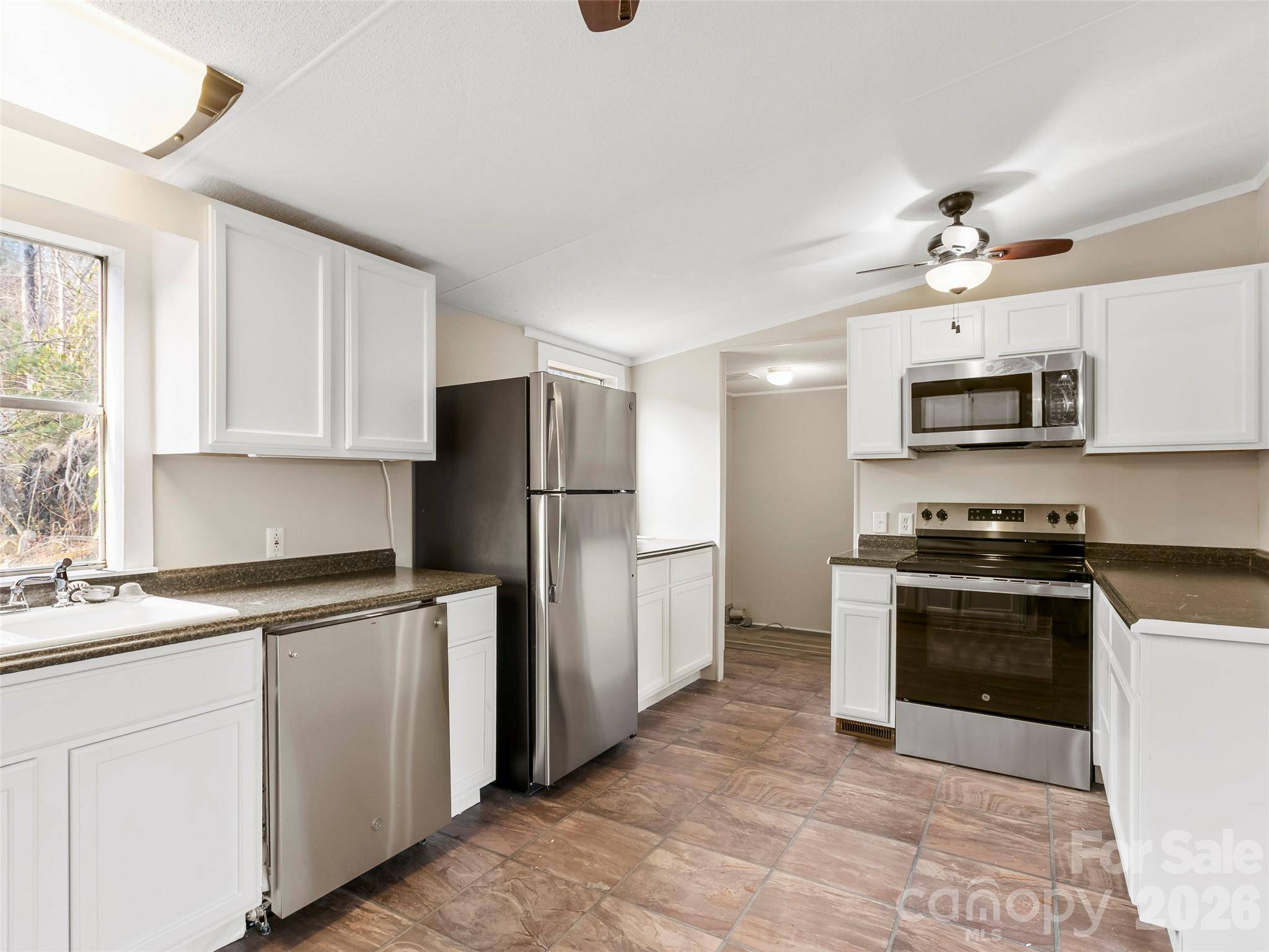 163 Connie DR #27A, Fletcher, NC 28732