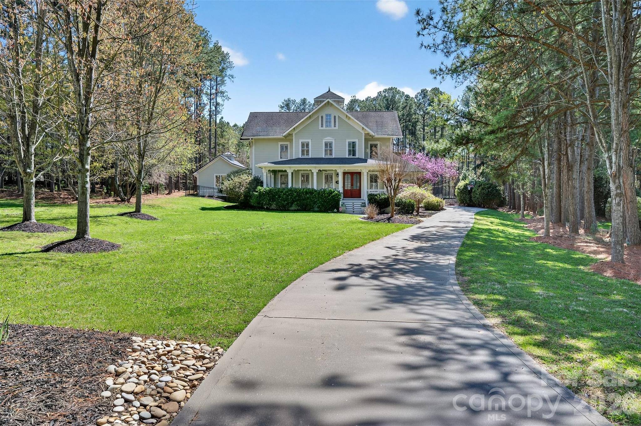 137 Brockton LN, Mooresville, NC 28117