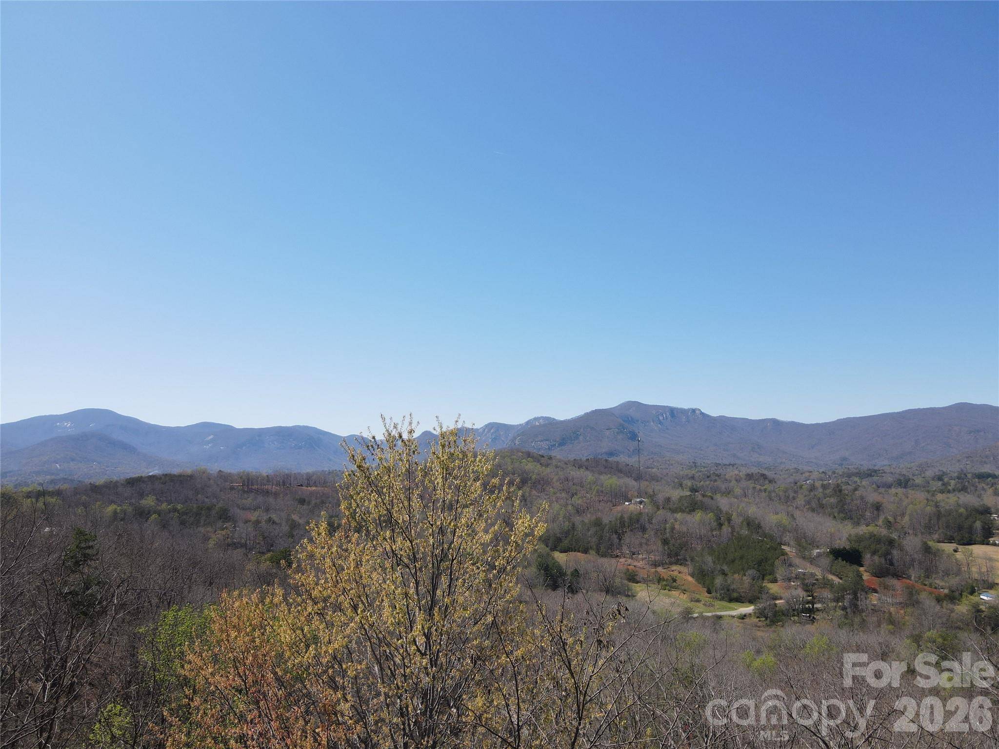 600 High Pines LOOP, Lake Lure, NC 28746