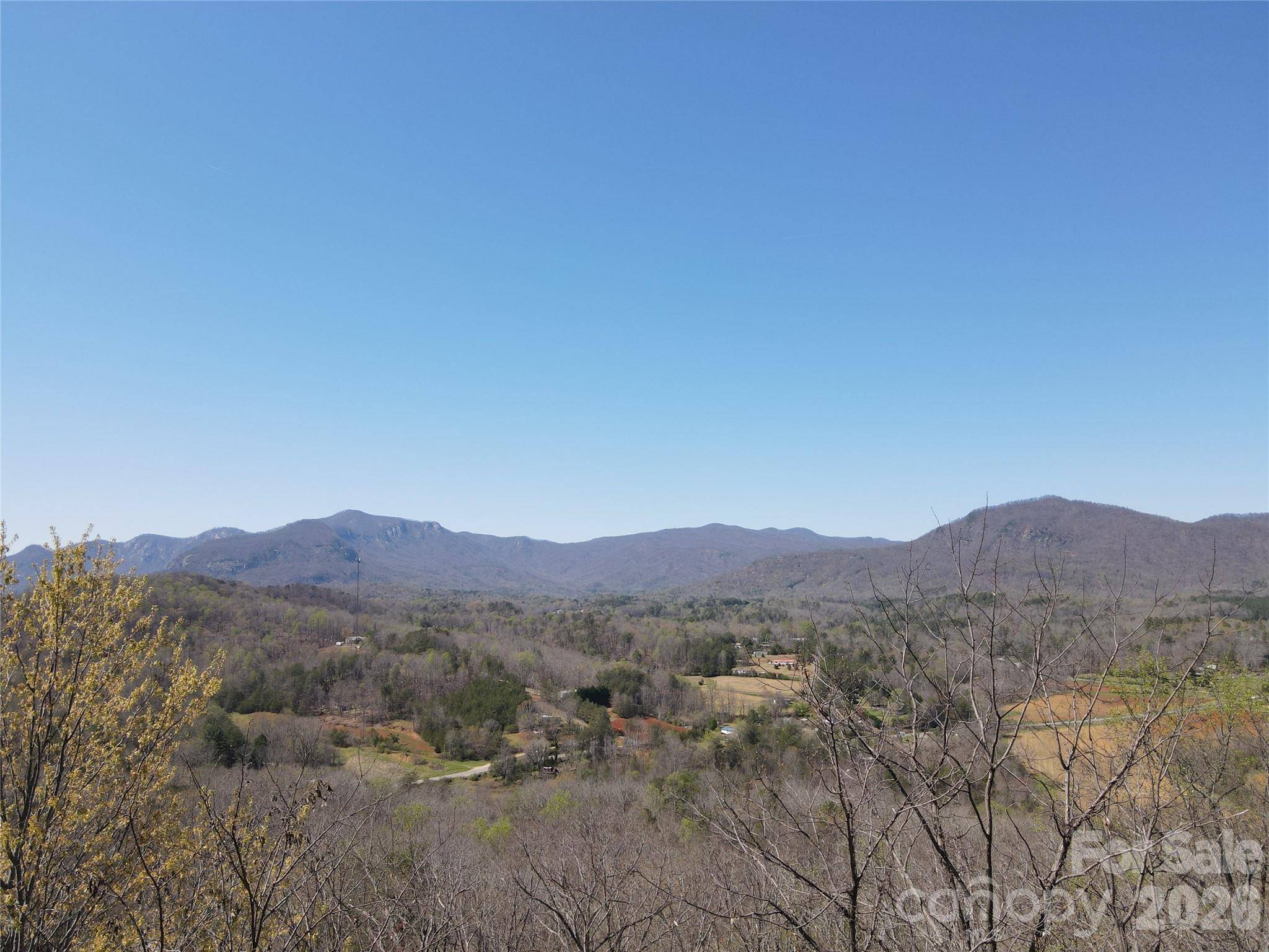 600 High Pines LOOP, Lake Lure, NC 28746