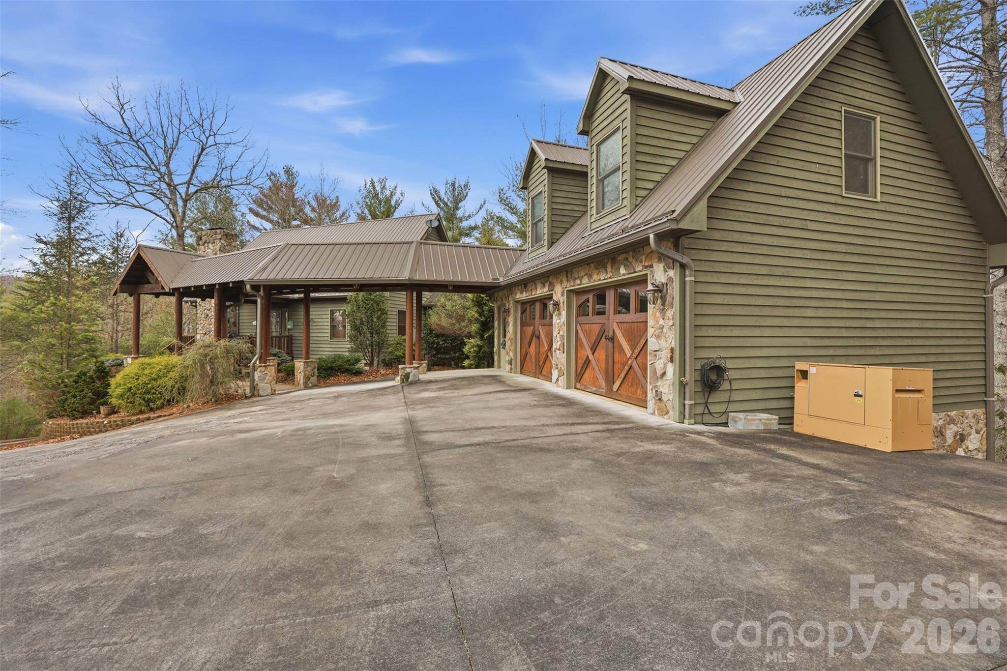 1721 Meadow RD, Ferguson, NC 28624