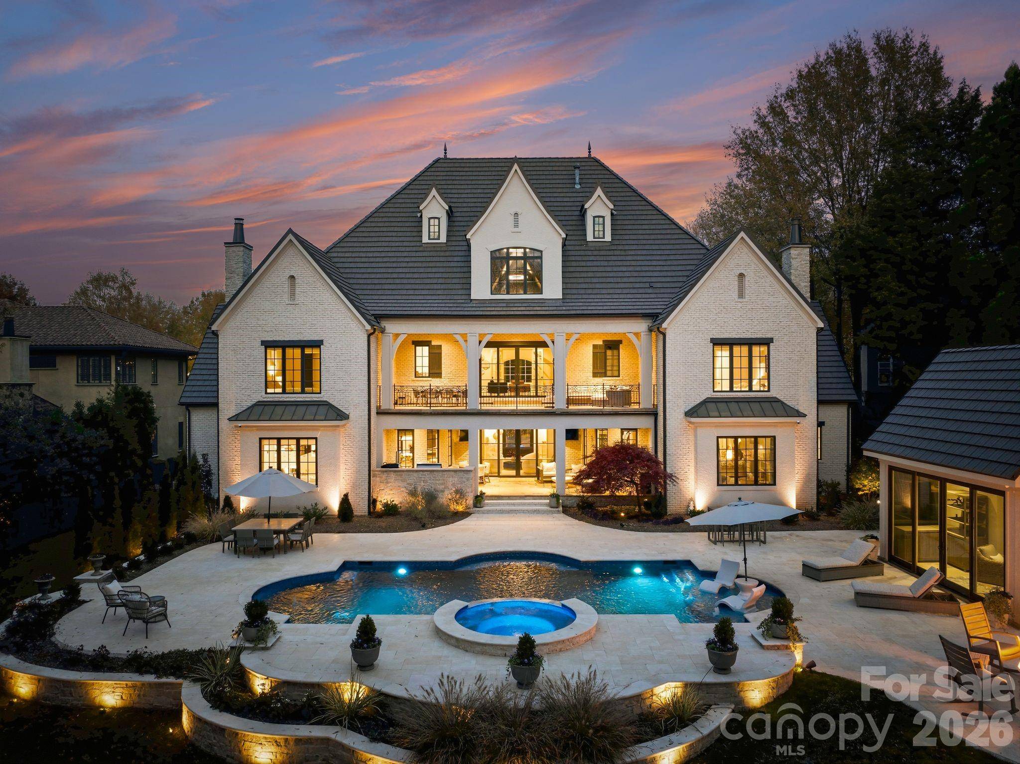 302 Oakmont LN, Waxhaw, NC 28173