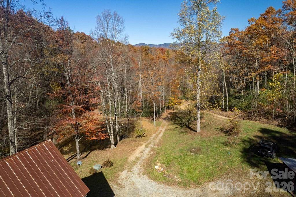 930 Copperhead CV, Sylva, NC 28779