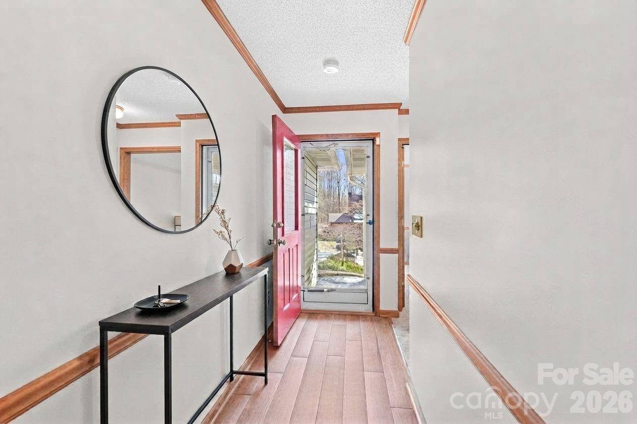 109 Normandy AVE, Boonville, NC 27011