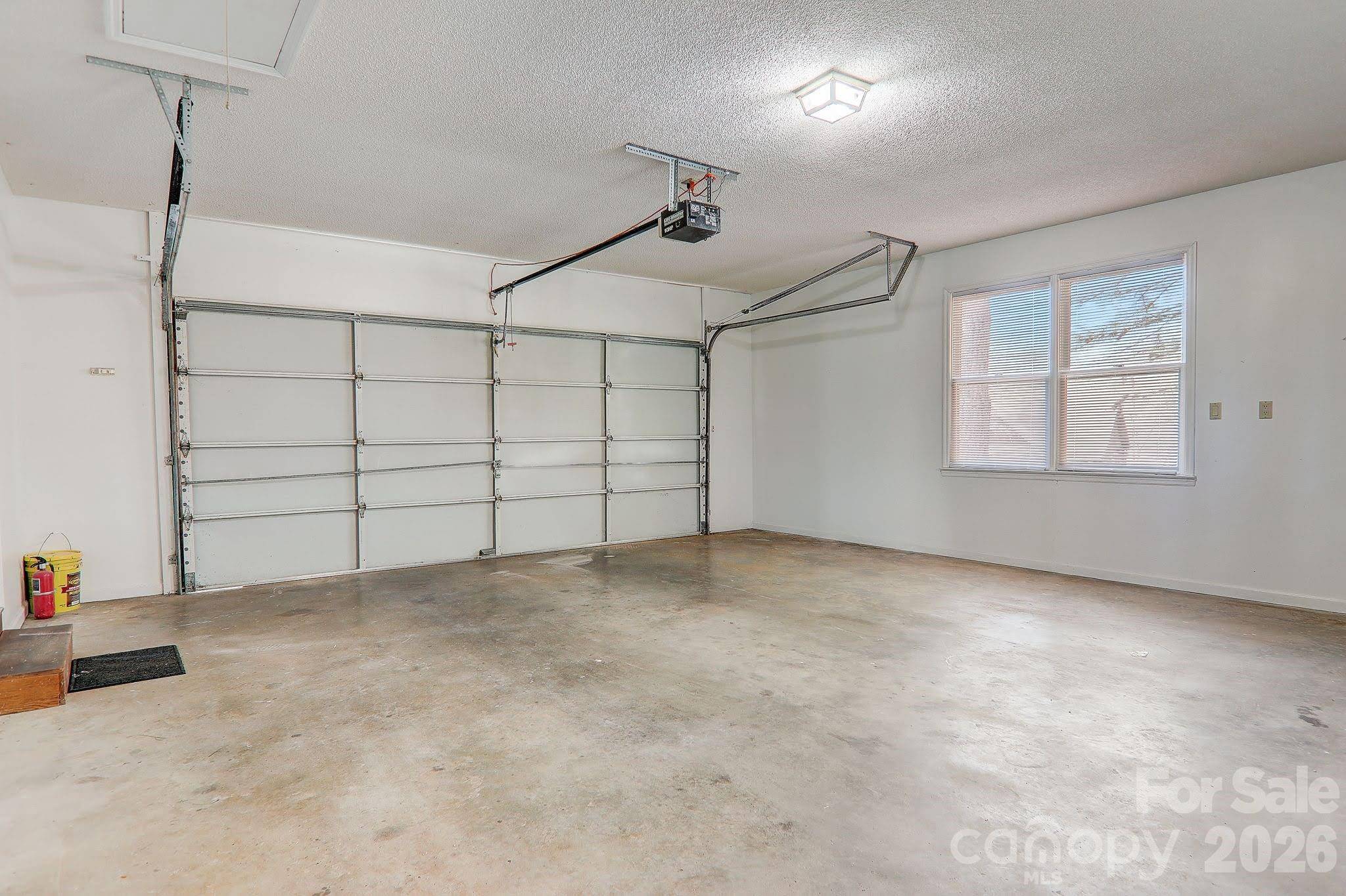 225 Sheepnose DR, Lake Lure, NC 28746