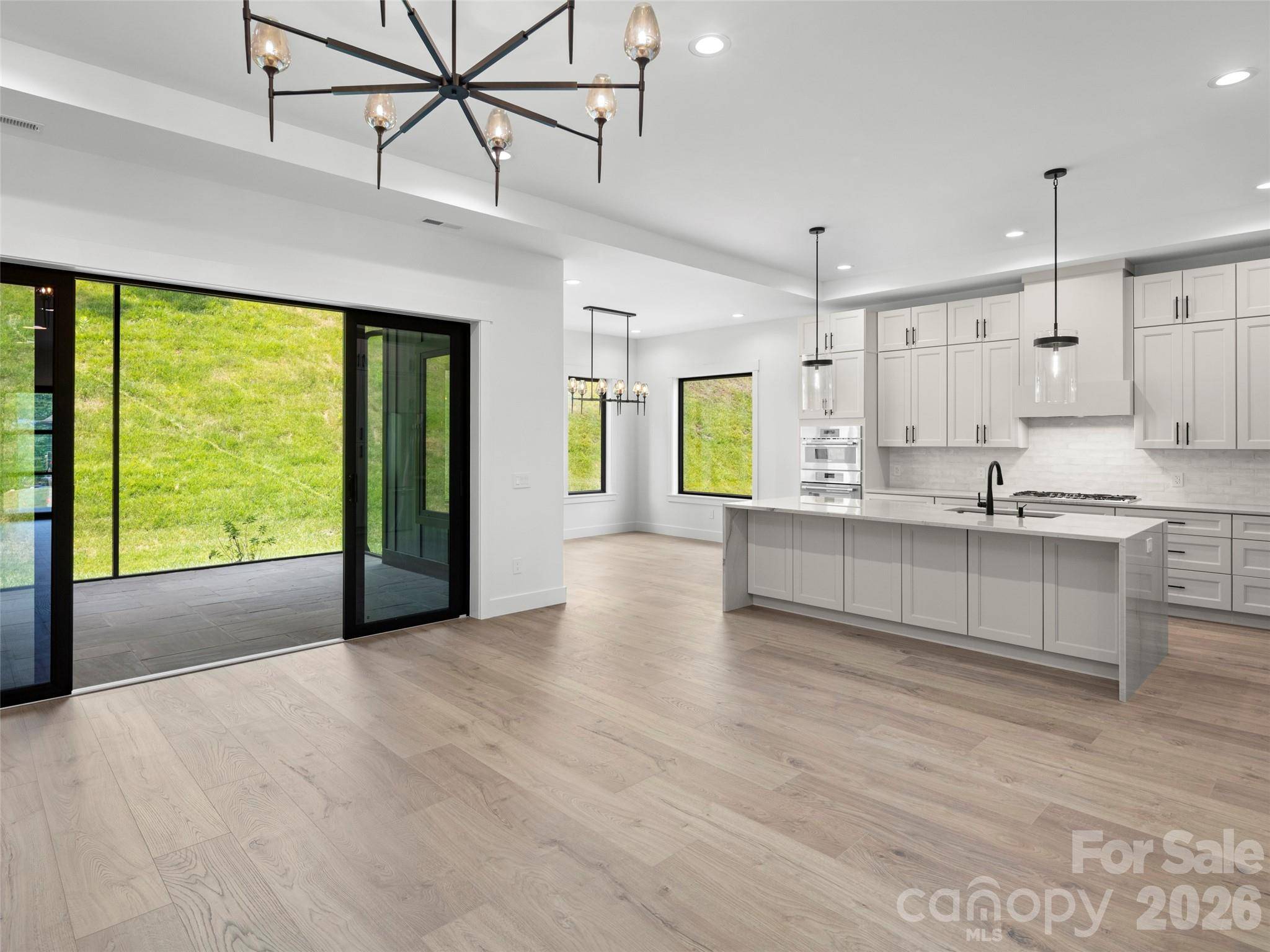 504 Blue River DR, Arden, NC 28704