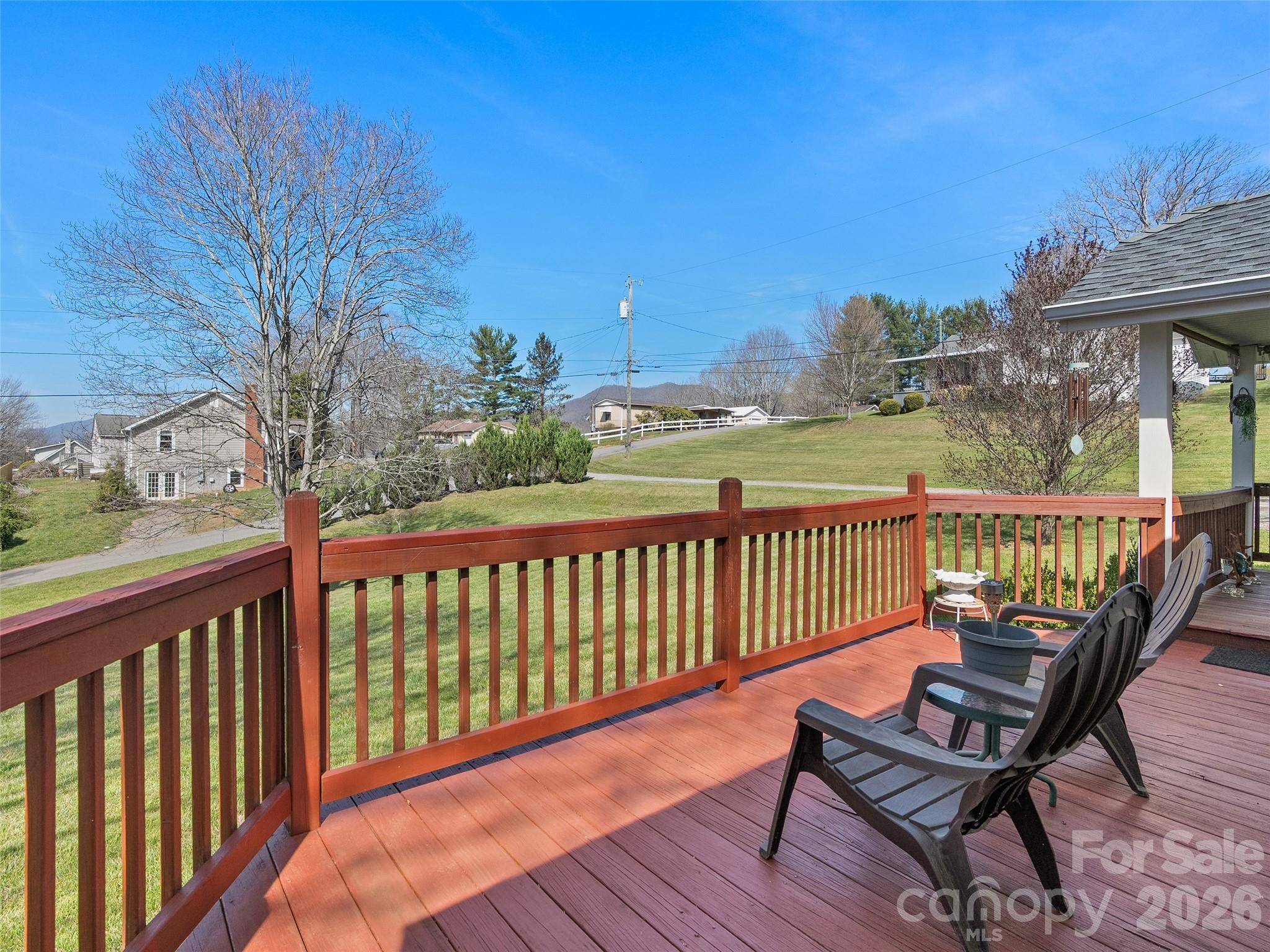 19 Mingus ST, Canton, NC 28716