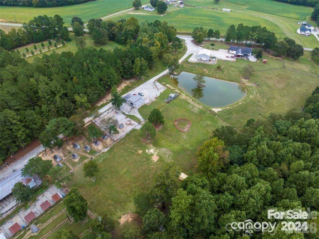 10560 Lake Royalle RD, Spring Hope, NC 27882