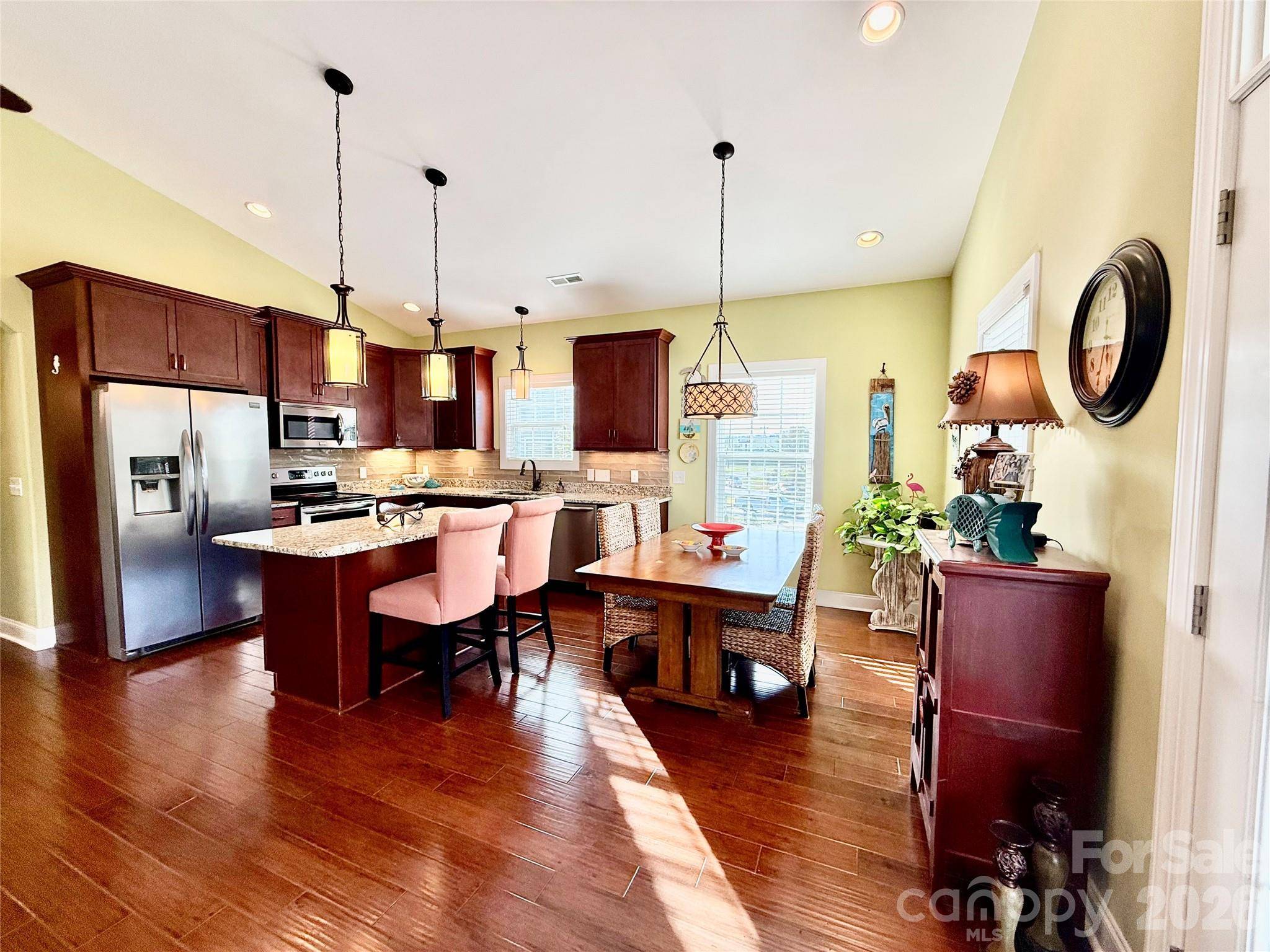 1965 24th AVE N, North Myrtle Beach, SC 29582