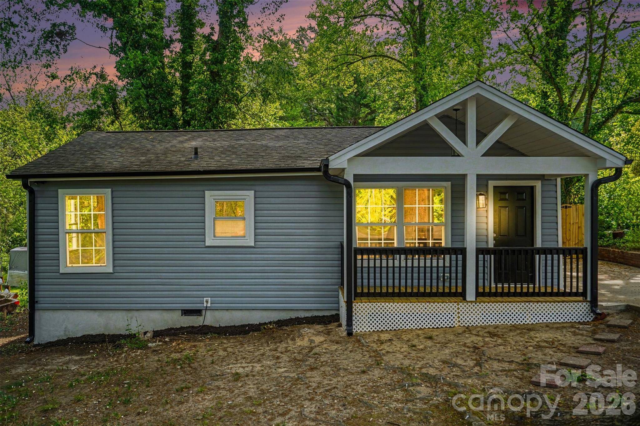722 S Weldon ST, Gastonia, NC 28052