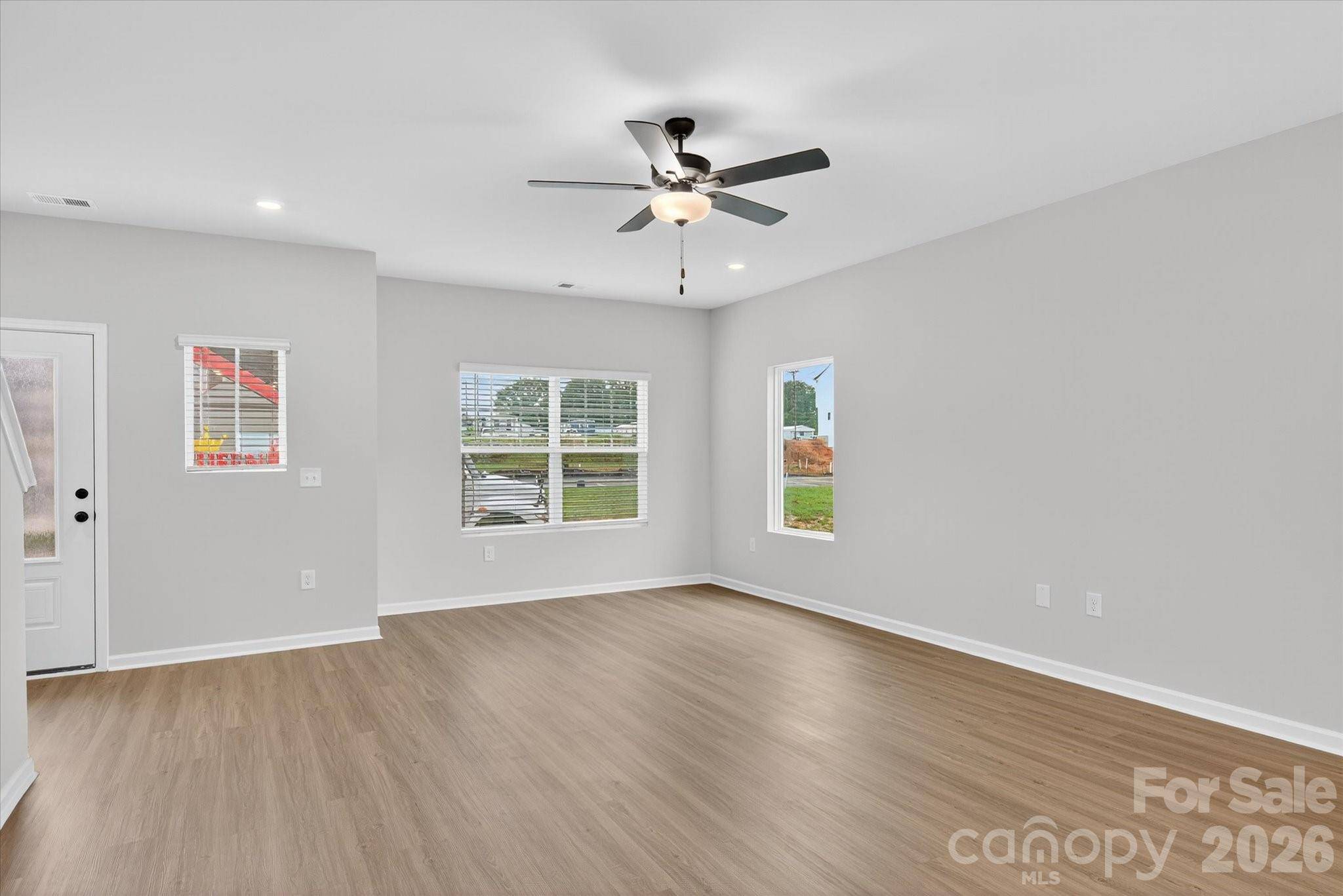 1972 W Davidson AVE, Gastonia, NC 28052