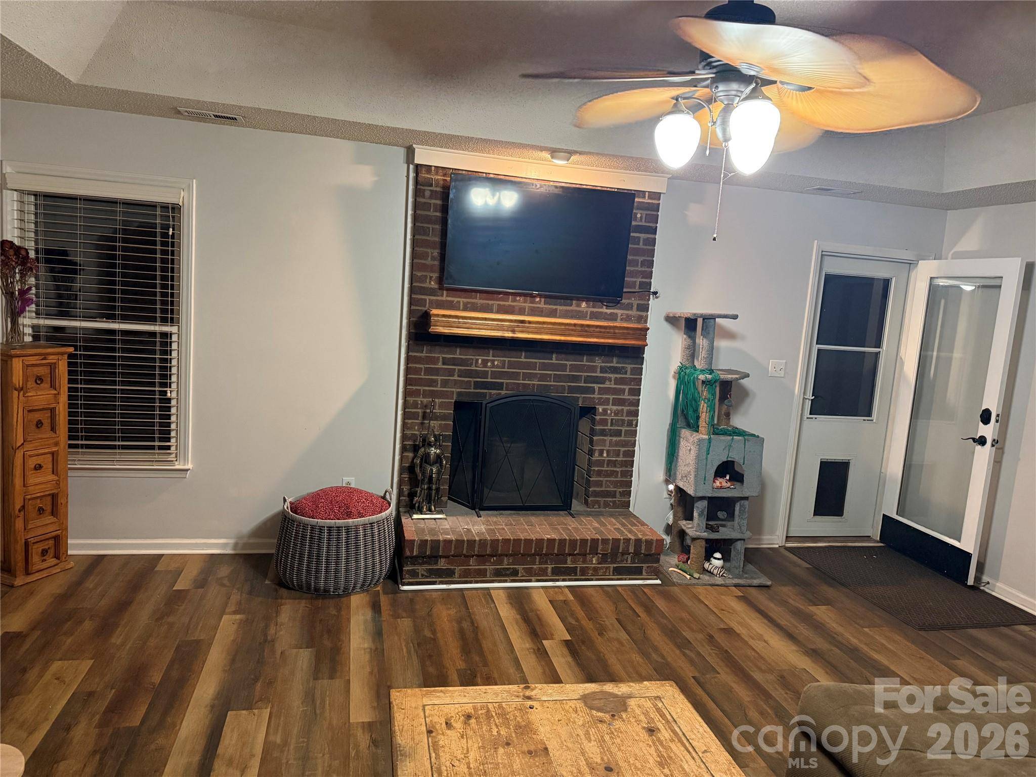7004 Forest Hills DR, Denver, NC 28037