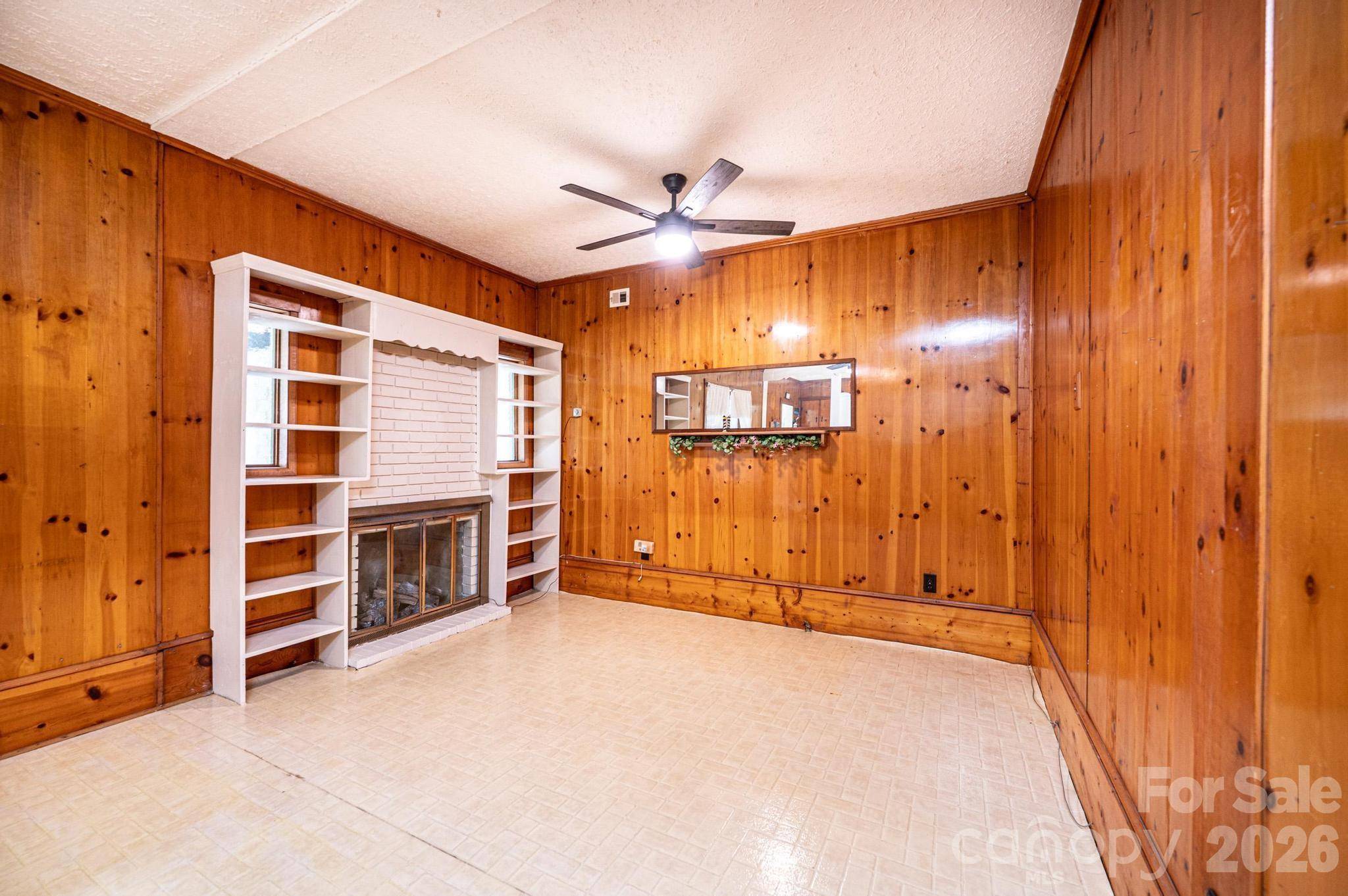 335 Harmon ST, Forest City, NC 28043