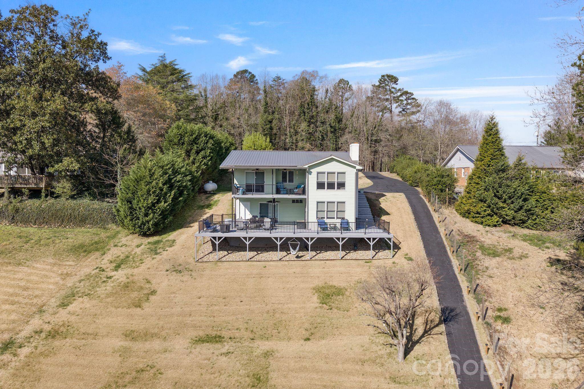 6234 Ruffin LN, Conover, NC 28613