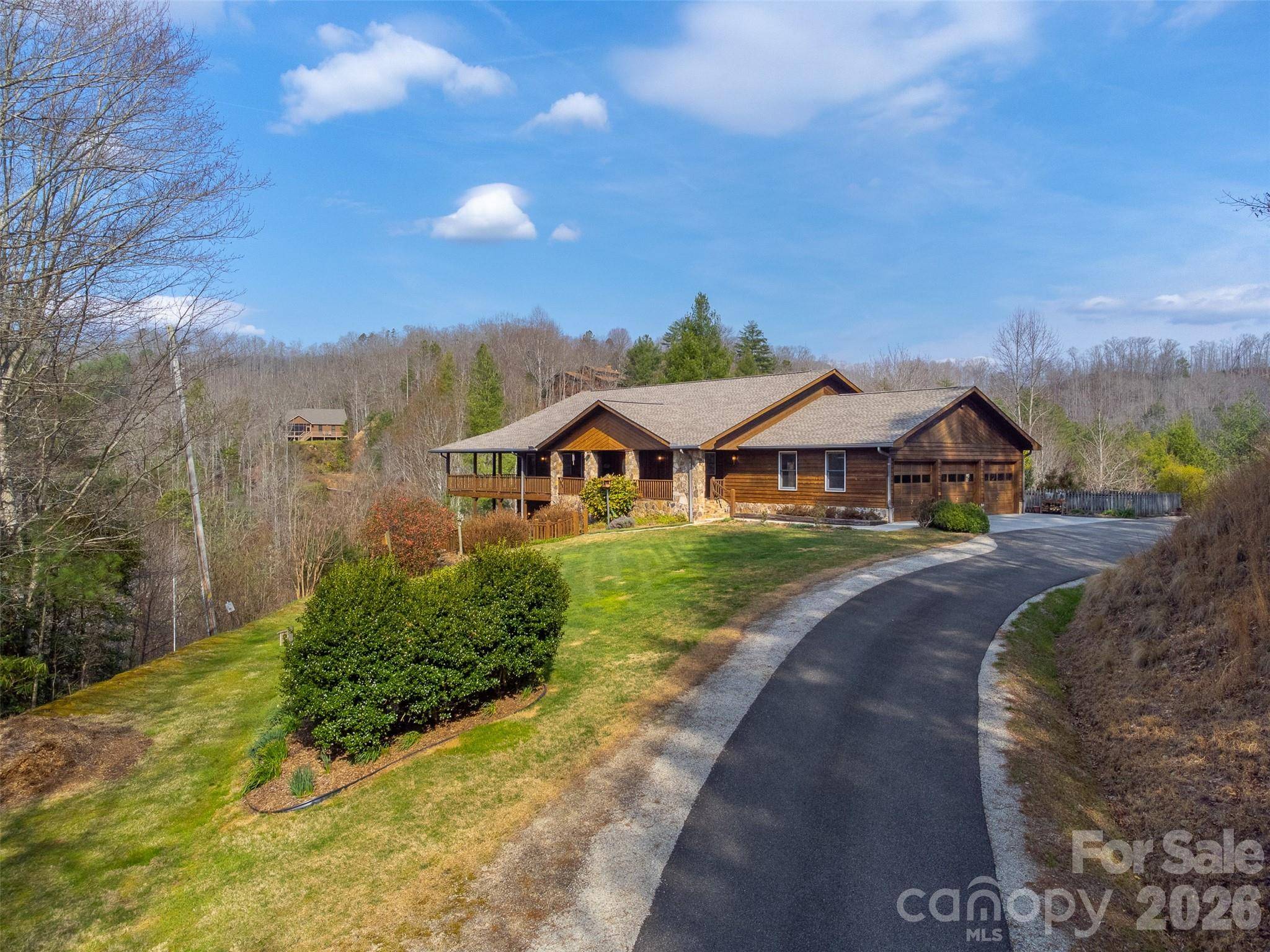 750 Double Springs DR, Almond, NC 28702