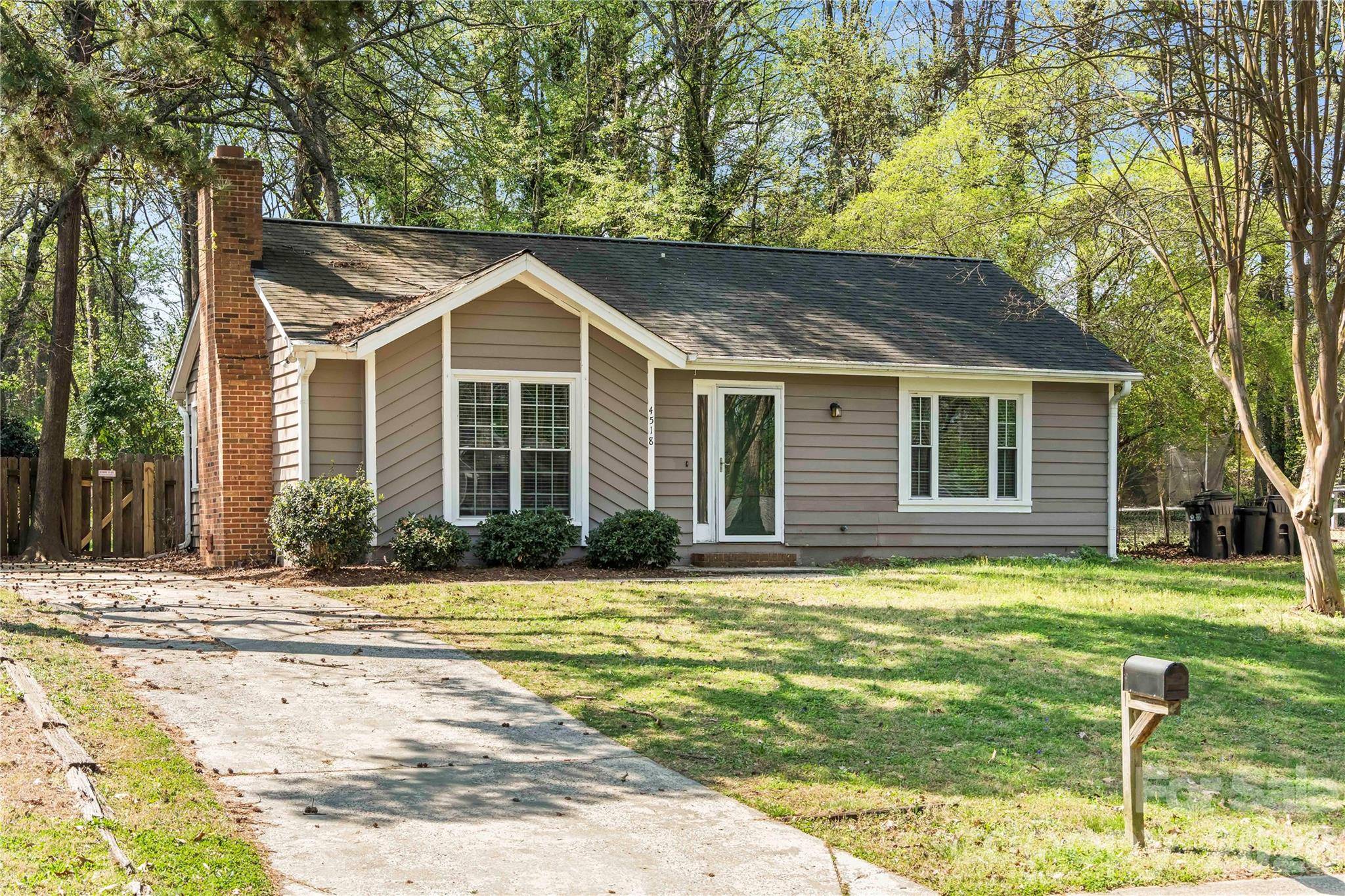 4518 Nicks Tavern RD, Charlotte, NC 28215