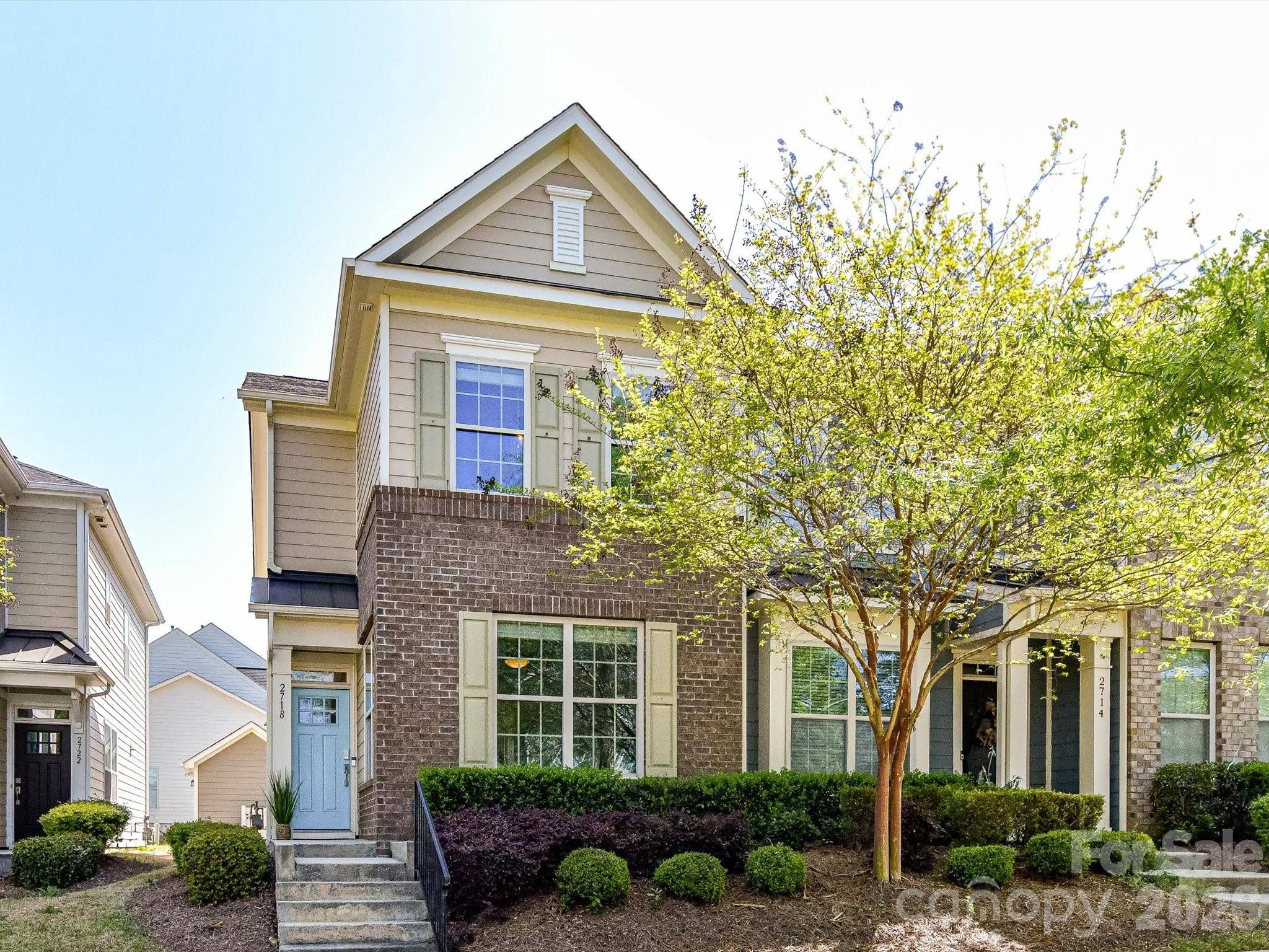 2718 Tranquil Oak PL, Charlotte, NC 28206