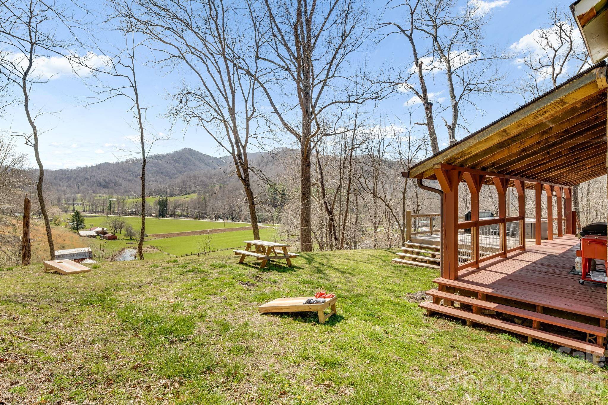 114 Johns Creek RD, Canton, NC 28716