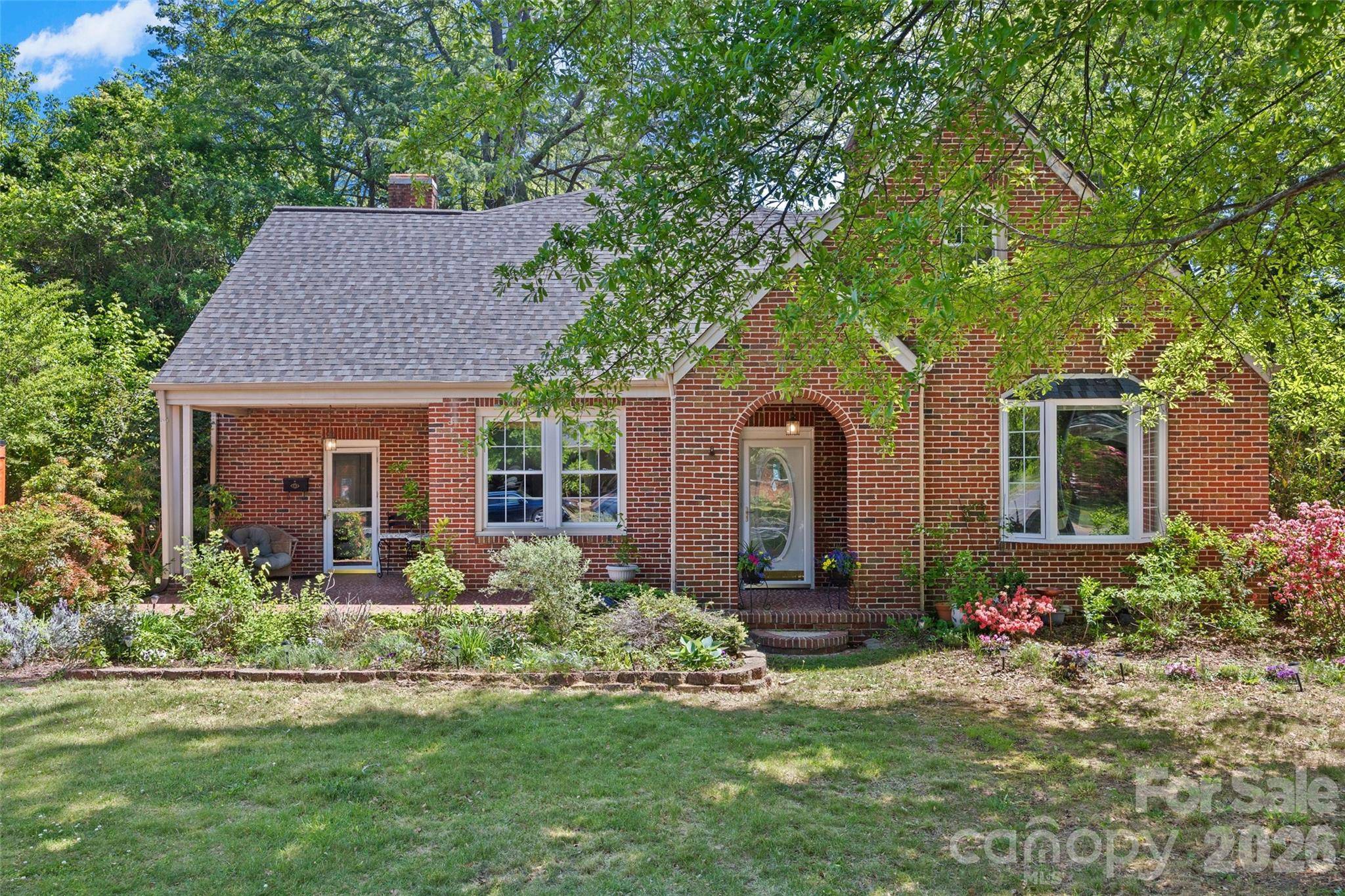 205 S Thompson ST, Shelby, NC 28150