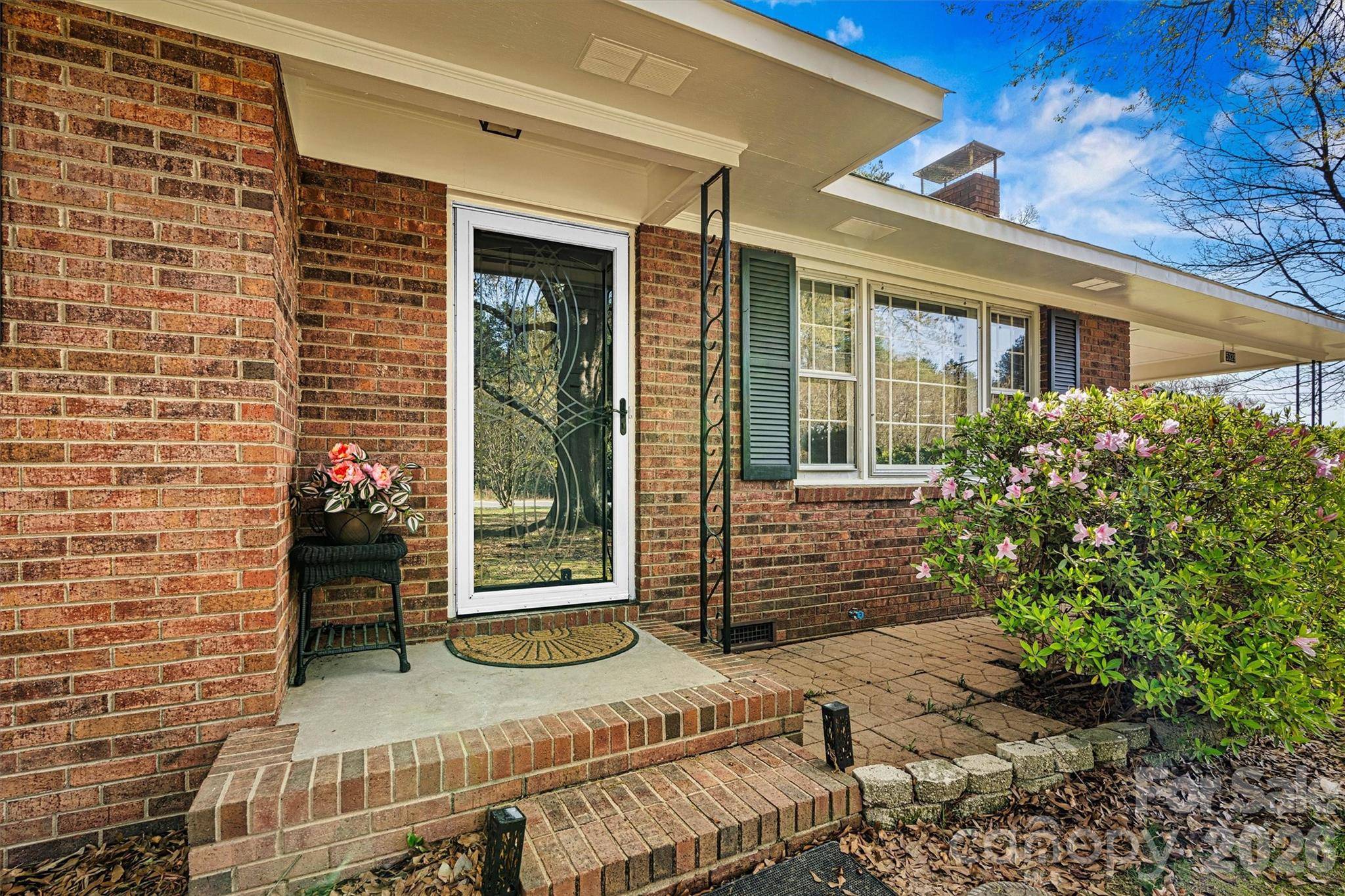 5329 E Highway 27 HWY, Iron Station, NC 28080