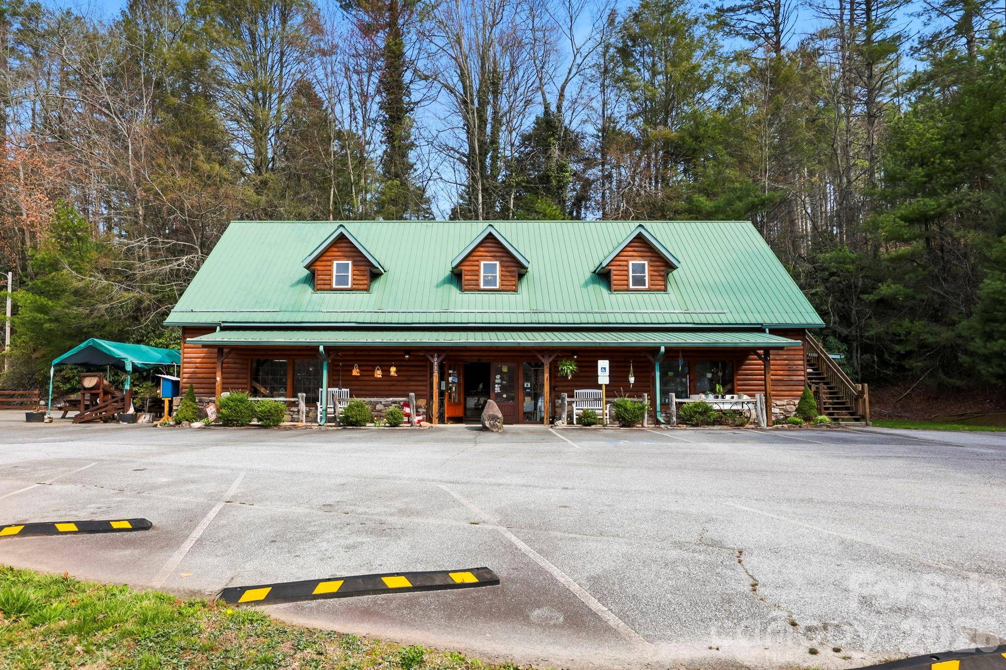 10932 Rosman HWY, Lake Toxaway, NC 28747