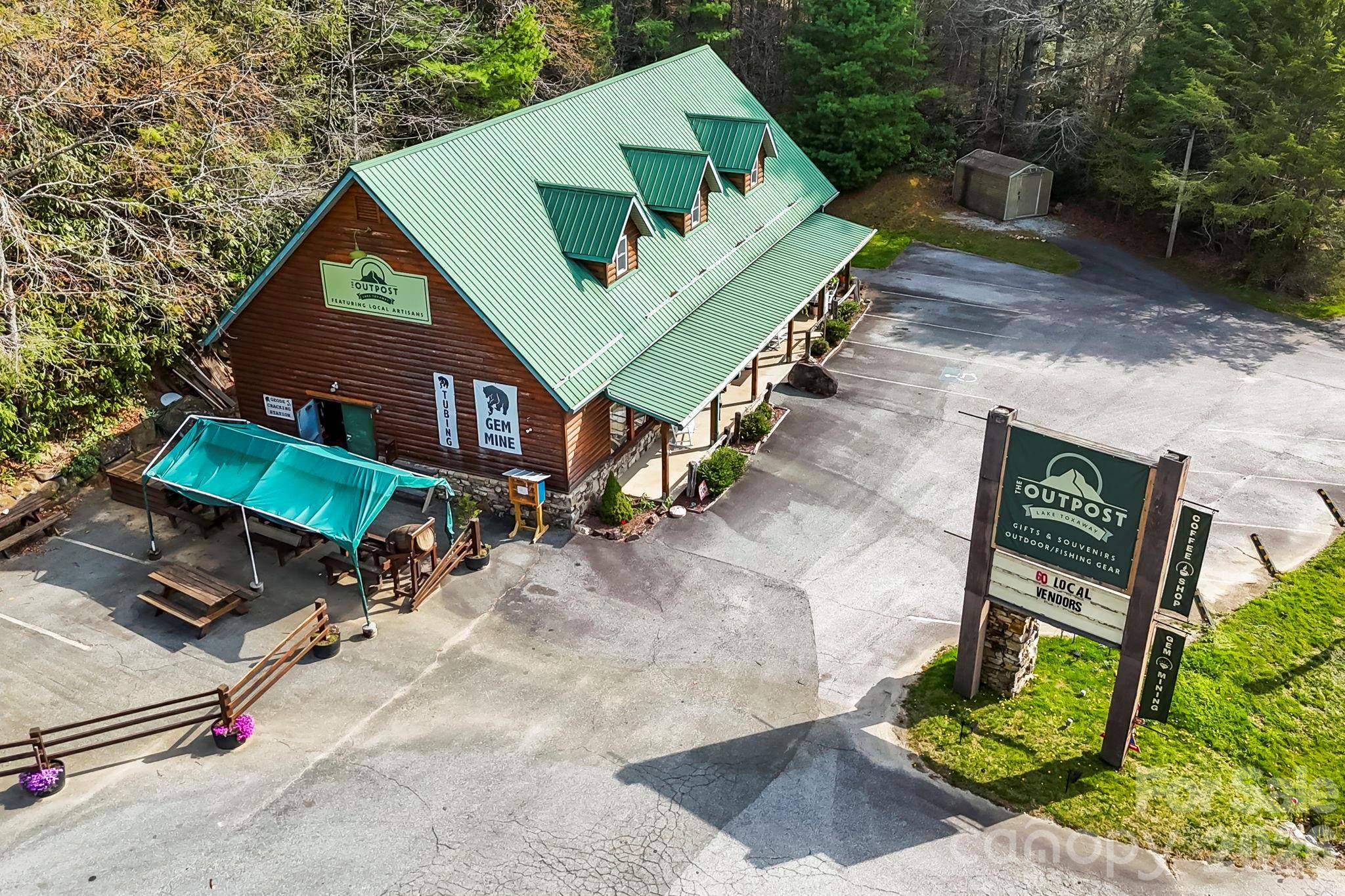 10932 Rosman HWY, Lake Toxaway, NC 28747