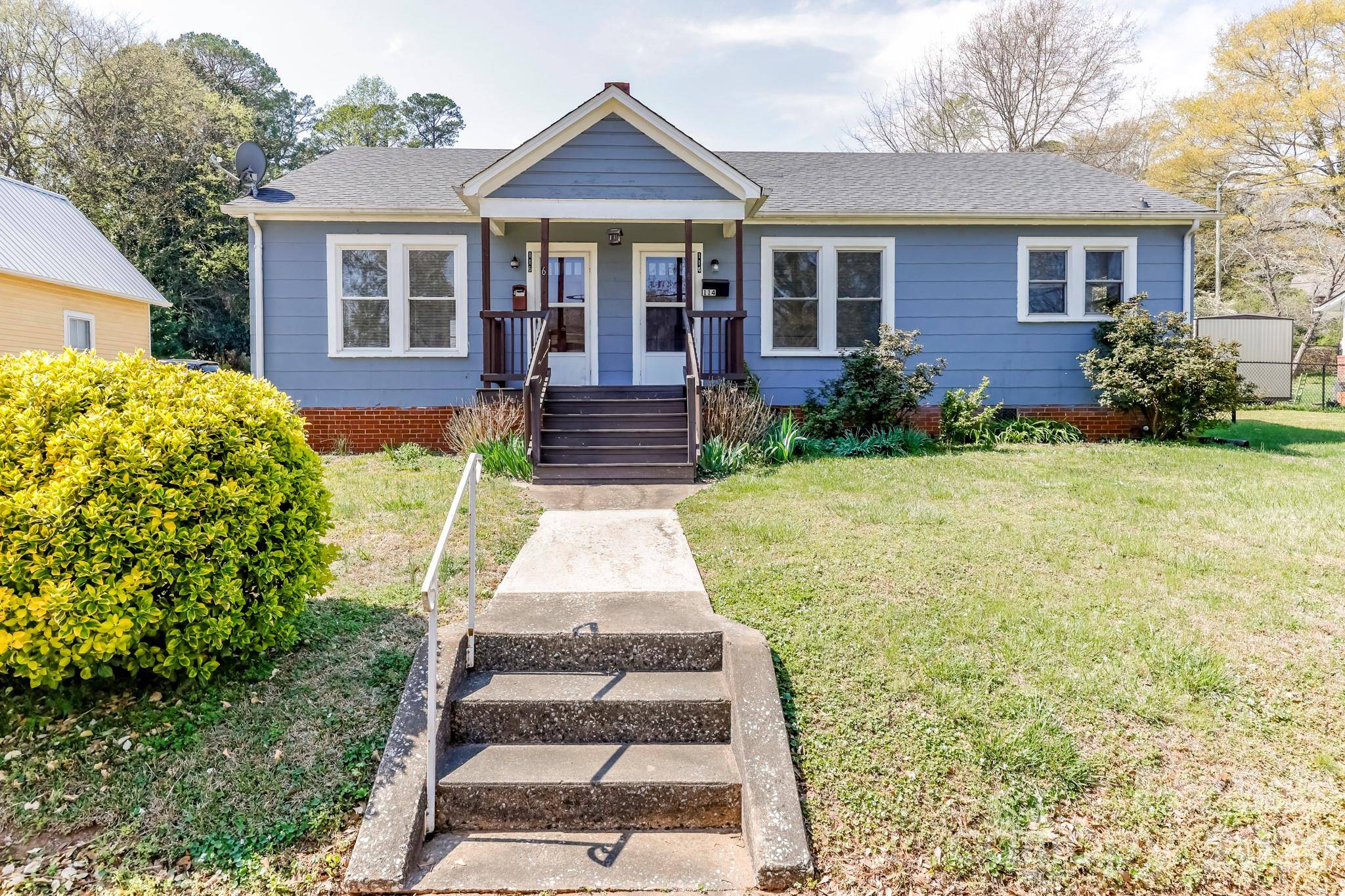 114 S Mitchell ST, Rutherfordton, NC 28139