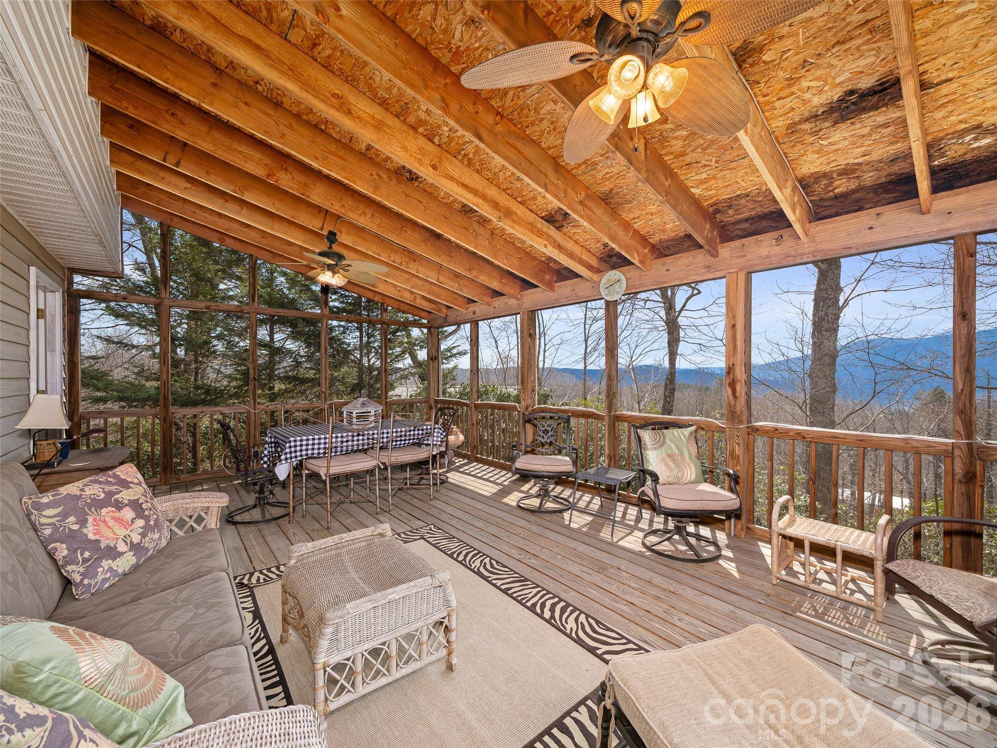 120 Wintergreen Patch LN, Burnsville, NC 28714