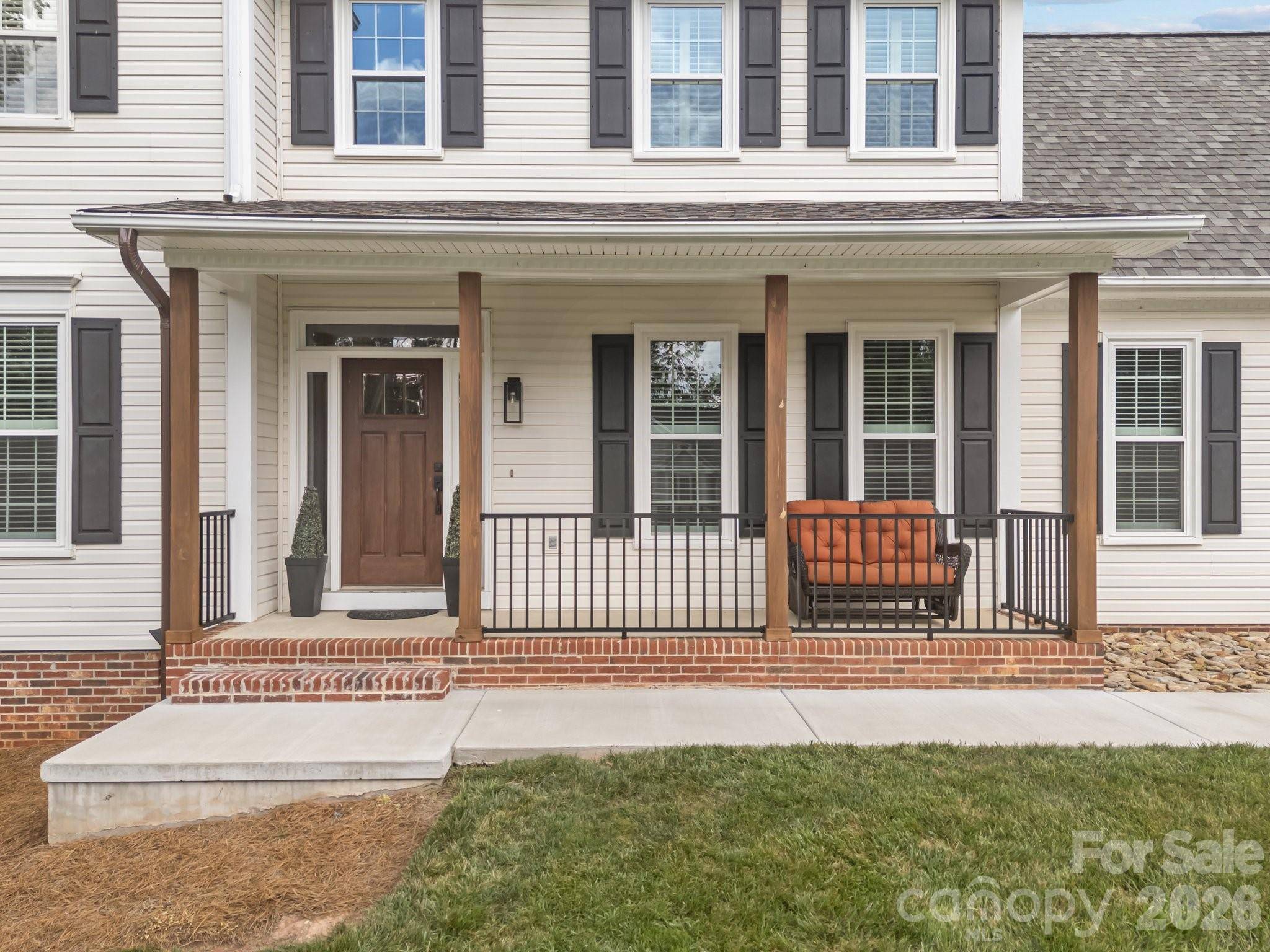 200 Windsor Forest CIR, Fletcher, NC 28732