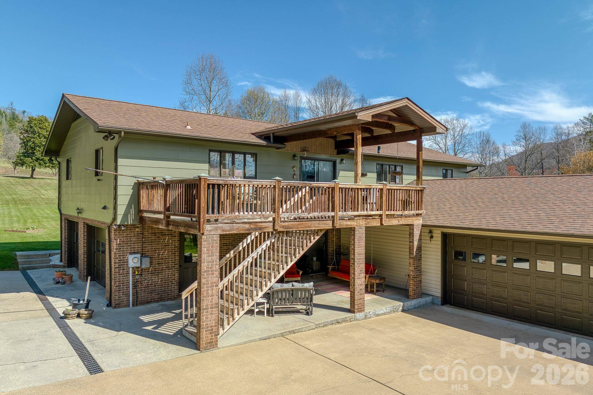 2456 Hendersonville HWY, Pisgah Forest, NC 28768