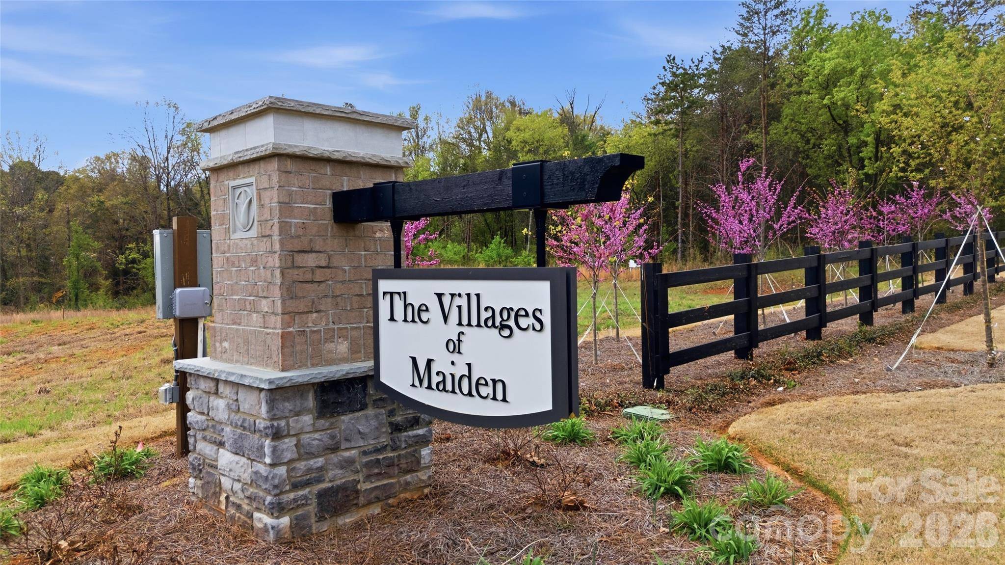 1821 Gkn WAY, Newton, NC 28658