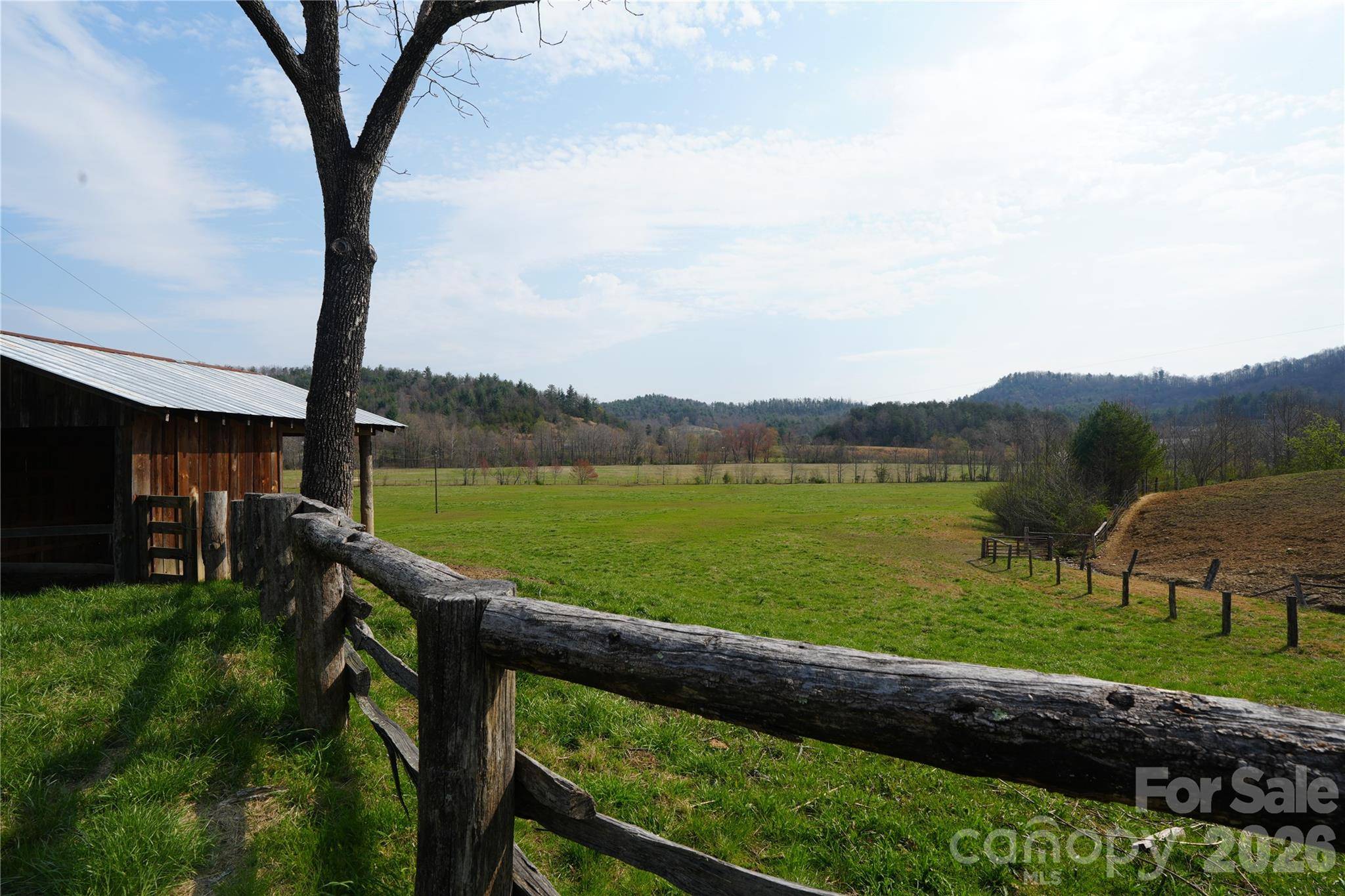 316 Lewis Fork Baptist Church RD, Purlear, NC 28665