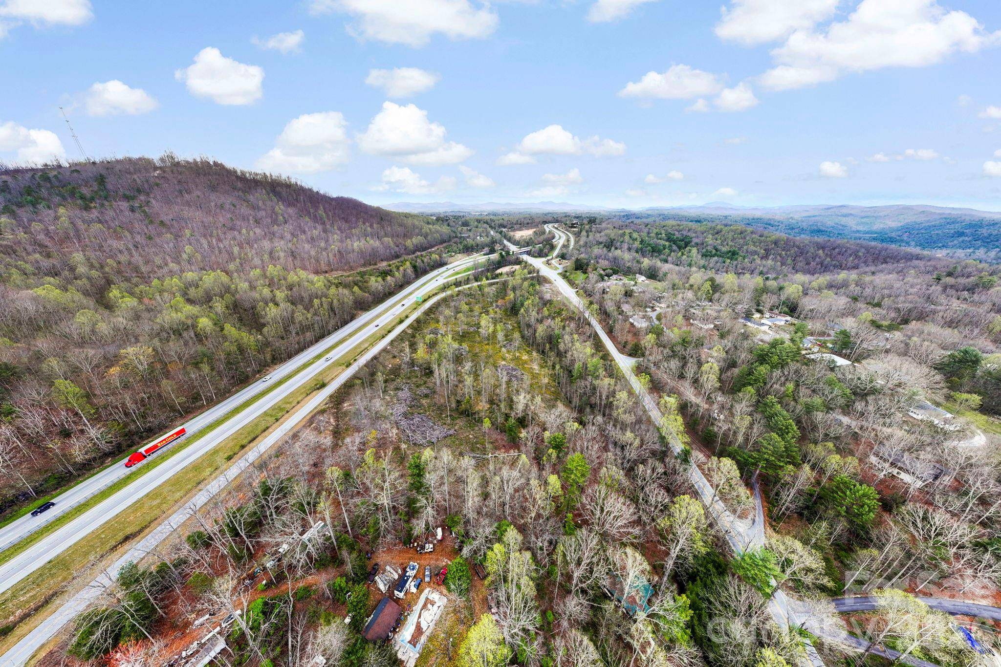 110 Laurel Acres LN, Flat Rock, NC 28731