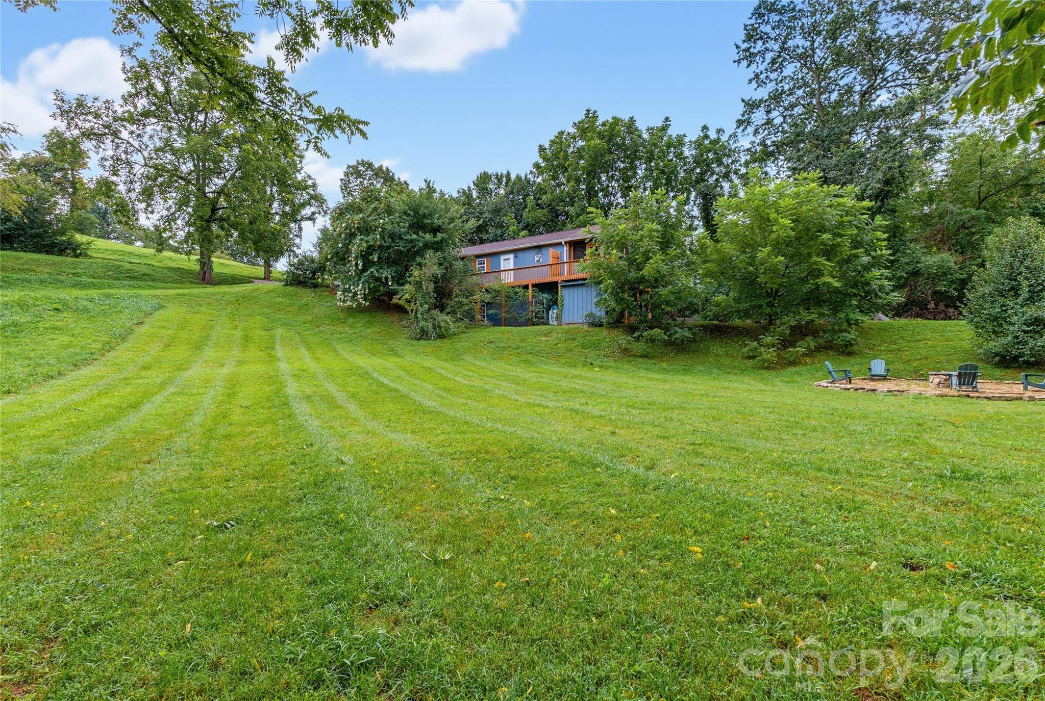 81 Bullfrog Cove RD, Sylva, NC 28779