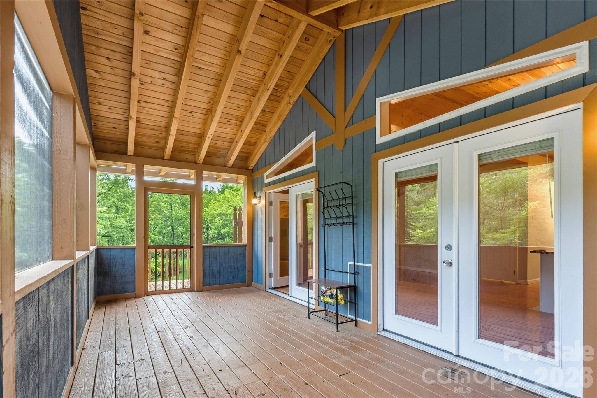 81 Bullfrog Cove RD, Sylva, NC 28779