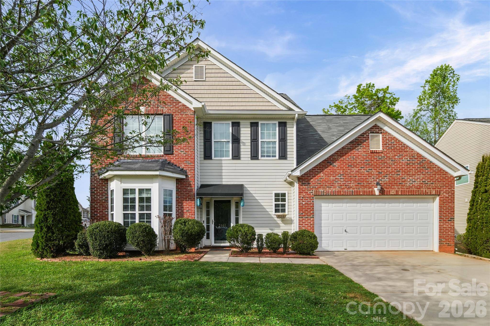 2001 Lake Vista DR, Mount Holly, NC 28120
